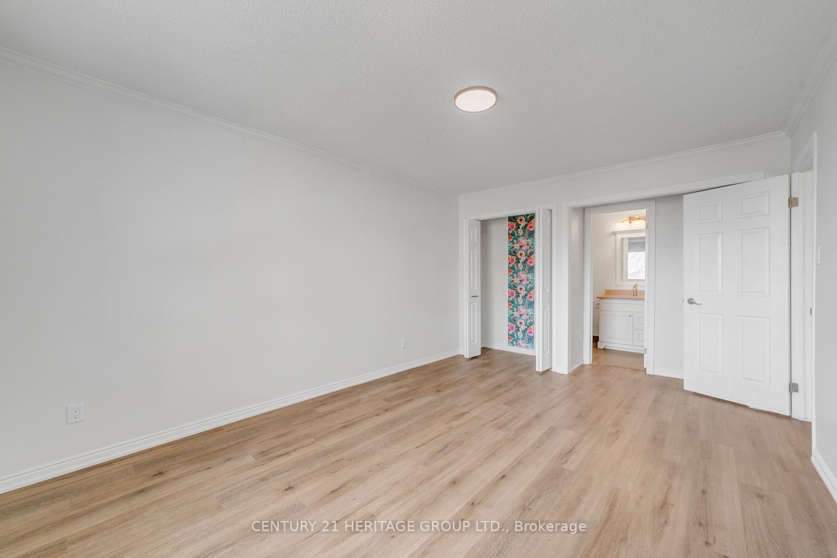 Photo 28 of Unit Main Floor, 66 Valhalla Court, Aurora, Aurora Village — HOMEH