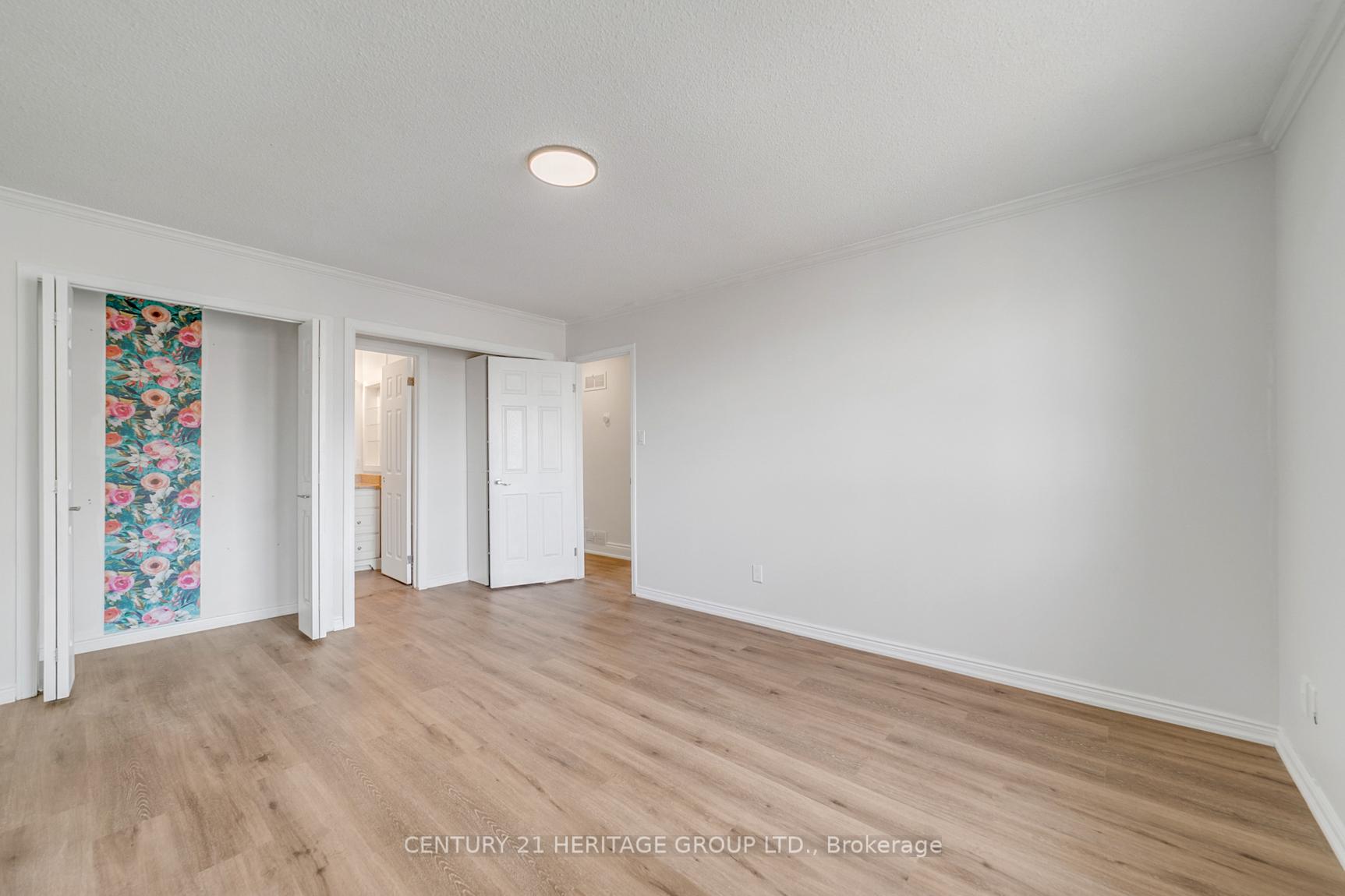 Photo 26 of Unit Main Floor, 66 Valhalla Court, Aurora, Aurora Village — HOMEH
