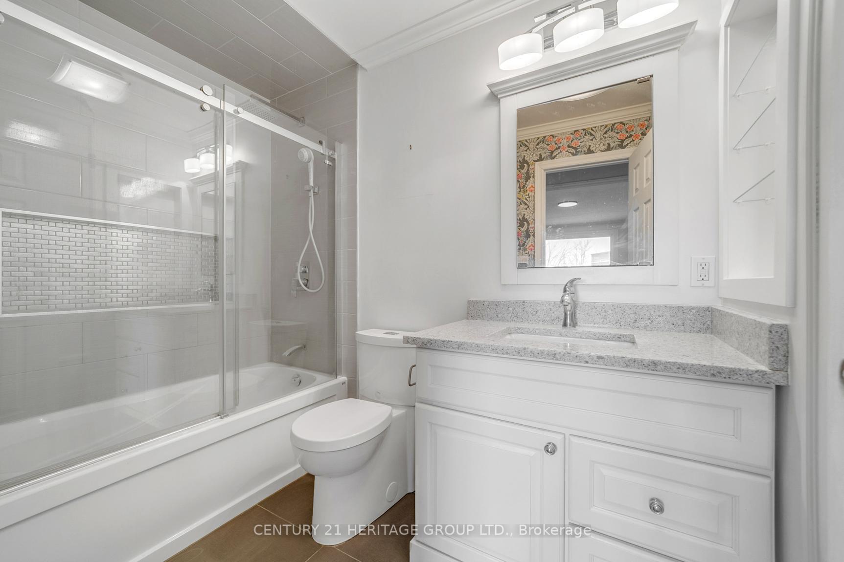 Photo 32 of Unit Main Floor, 66 Valhalla Court, Aurora, Aurora Village — HOMEH