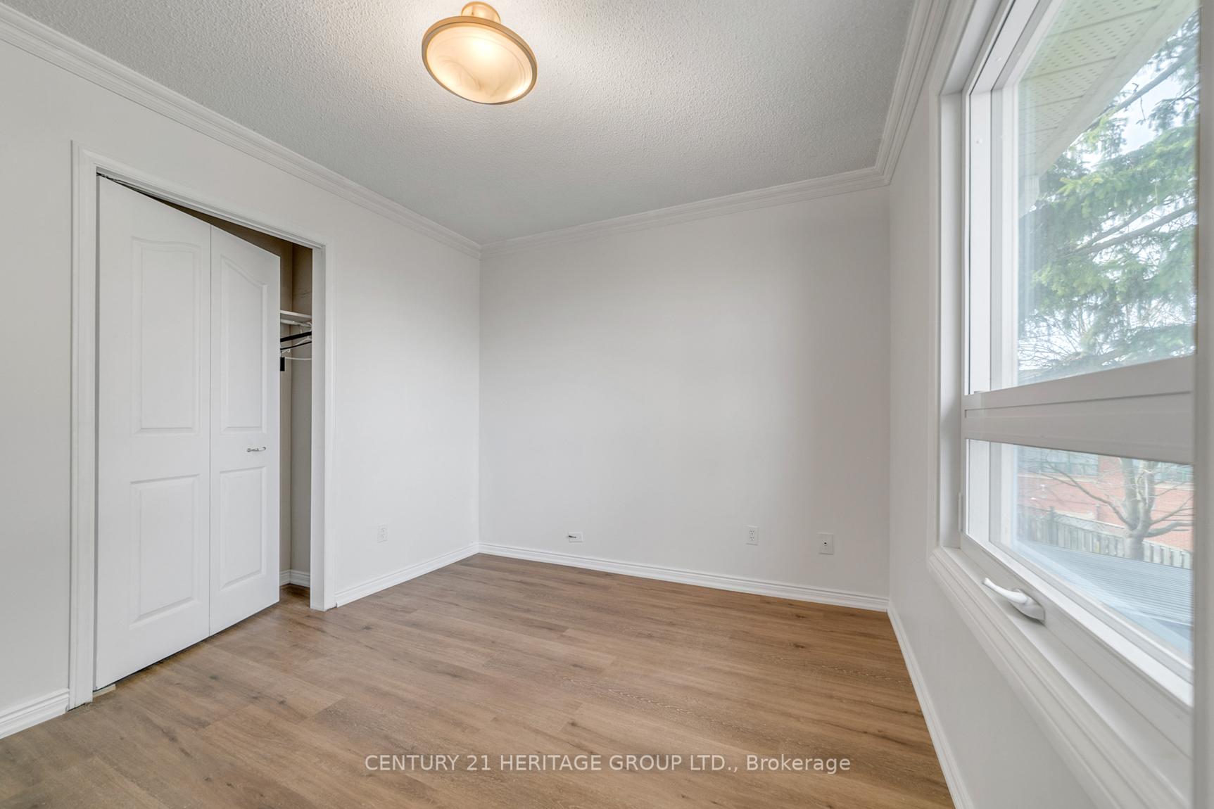 Photo 30 of Unit Main Floor, 66 Valhalla Court, Aurora, Aurora Village — HOMEH