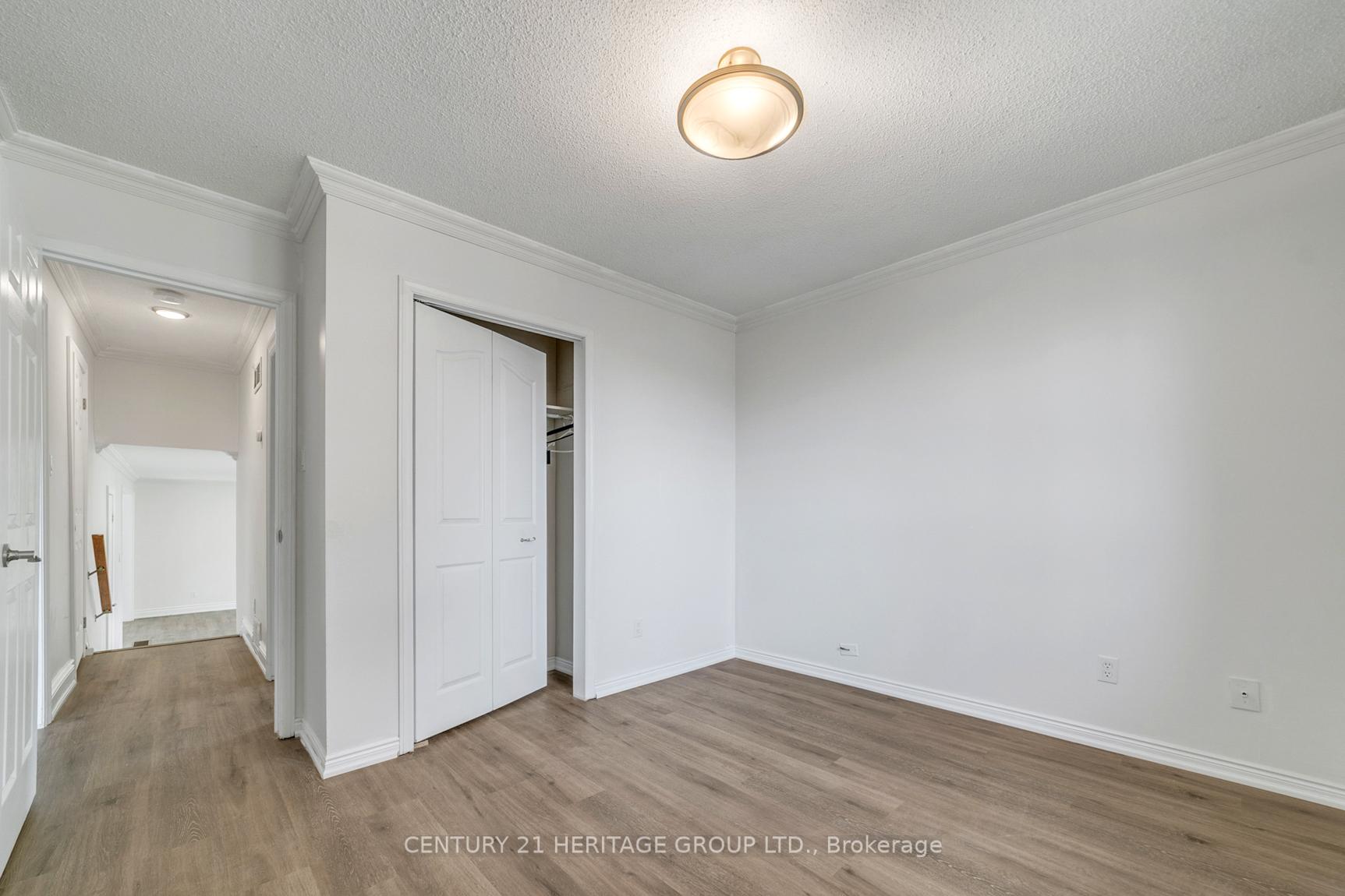 Photo 37 of Unit Main Floor, 66 Valhalla Court, Aurora, Aurora Village — HOMEH