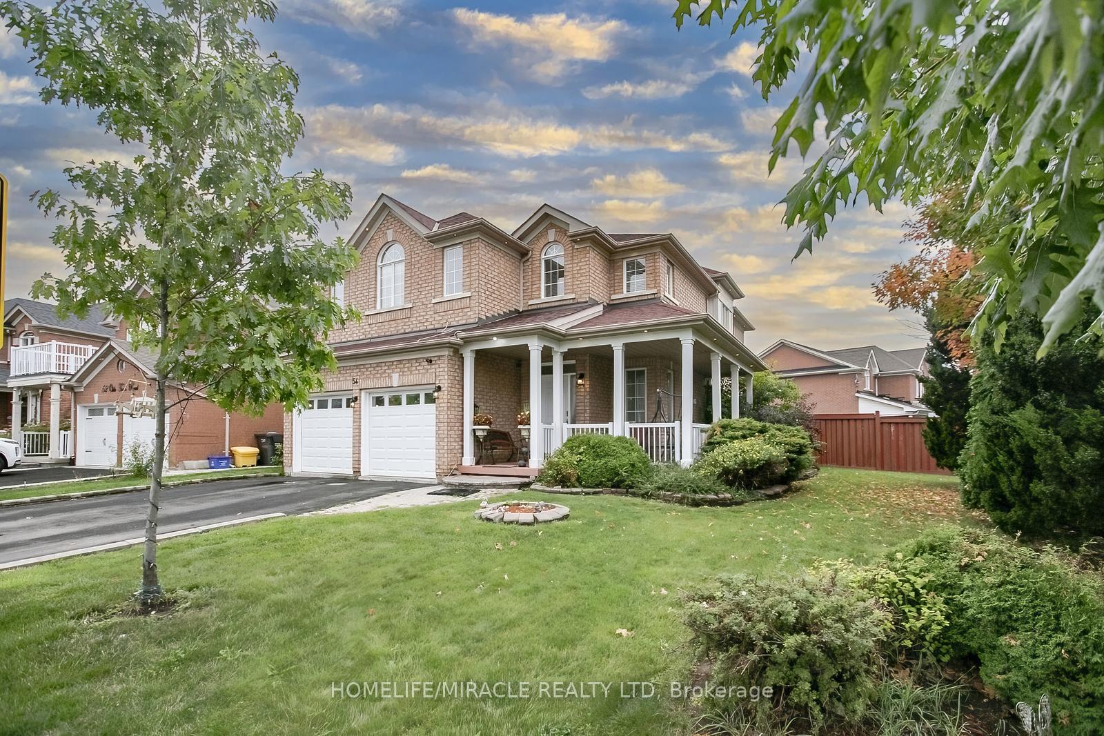 Photo 2 of 54 Olde Town Road W, Brampton, Fletcher's Creek Village — HOMEH