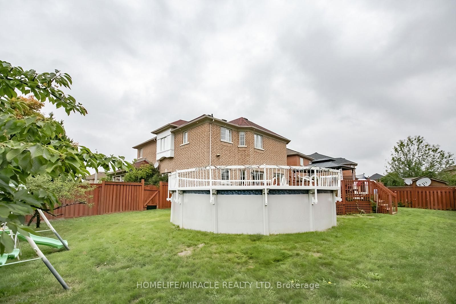 Photo 48 of 54 Olde Town Road W, Brampton, Fletcher's Creek Village — HOMEH