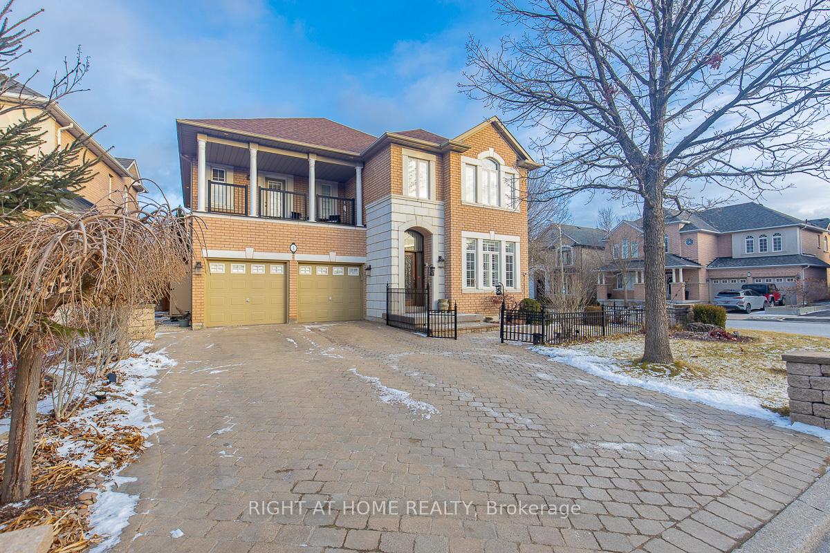 Photo 4 of 1 Strasbourg Lane, Vaughan, Vellore Village — HOMEH