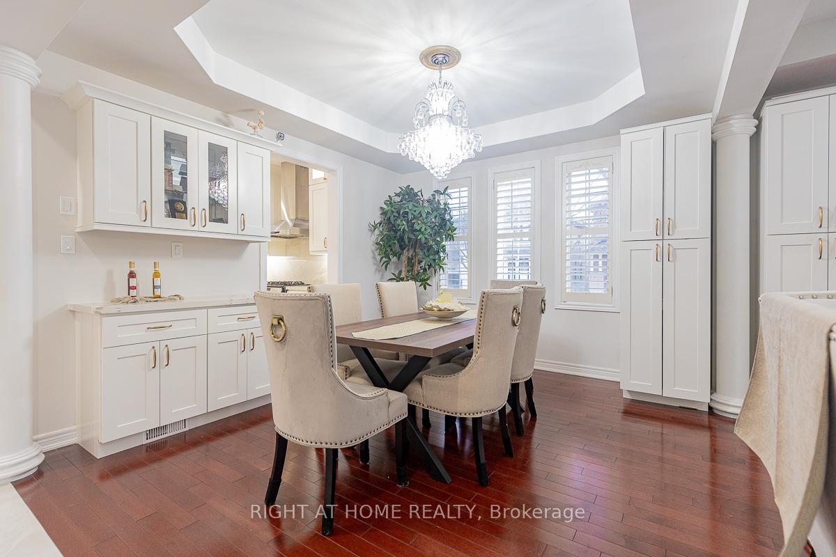 Photo 8 of 1 Strasbourg Lane, Vaughan, Vellore Village — HOMEH