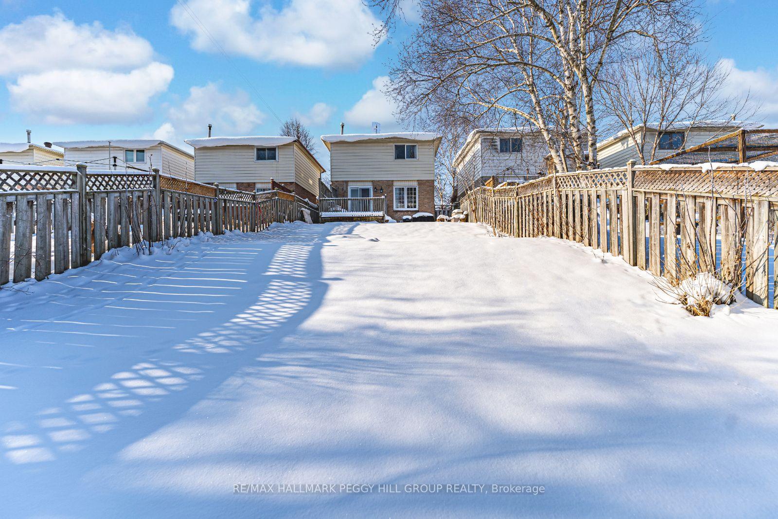 Photo 18 of 75 Garden Drive, Barrie, Allandale Heights — HOMEH