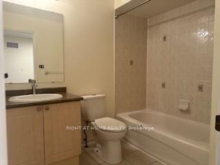 Photo 11 of 27 Bramcedar Crescent, Brampton, Northwest Sandalwood Parkway — HOMEH