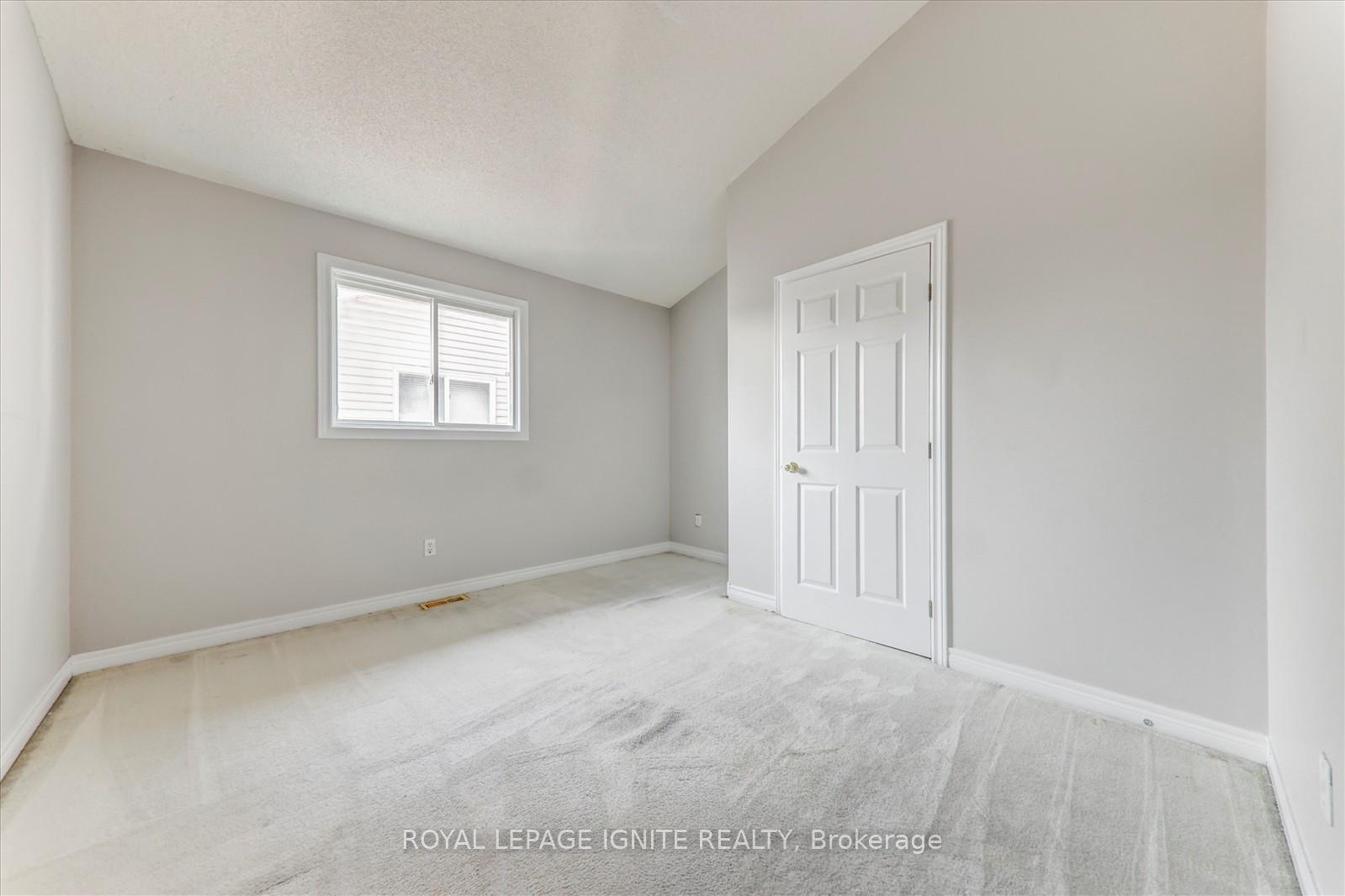 Photo 29 of 79 Gatestone Drive, Hamilton, Stoney Creek — HOMEH