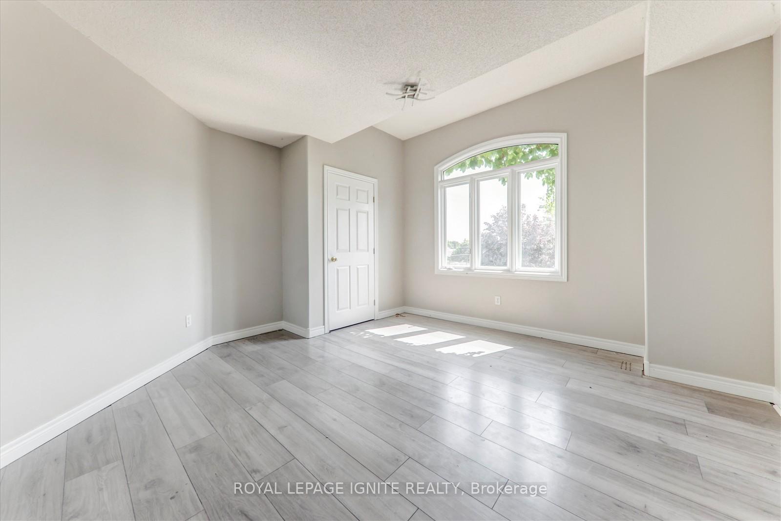 Photo 32 of 79 Gatestone Drive, Hamilton, Stoney Creek — HOMEH