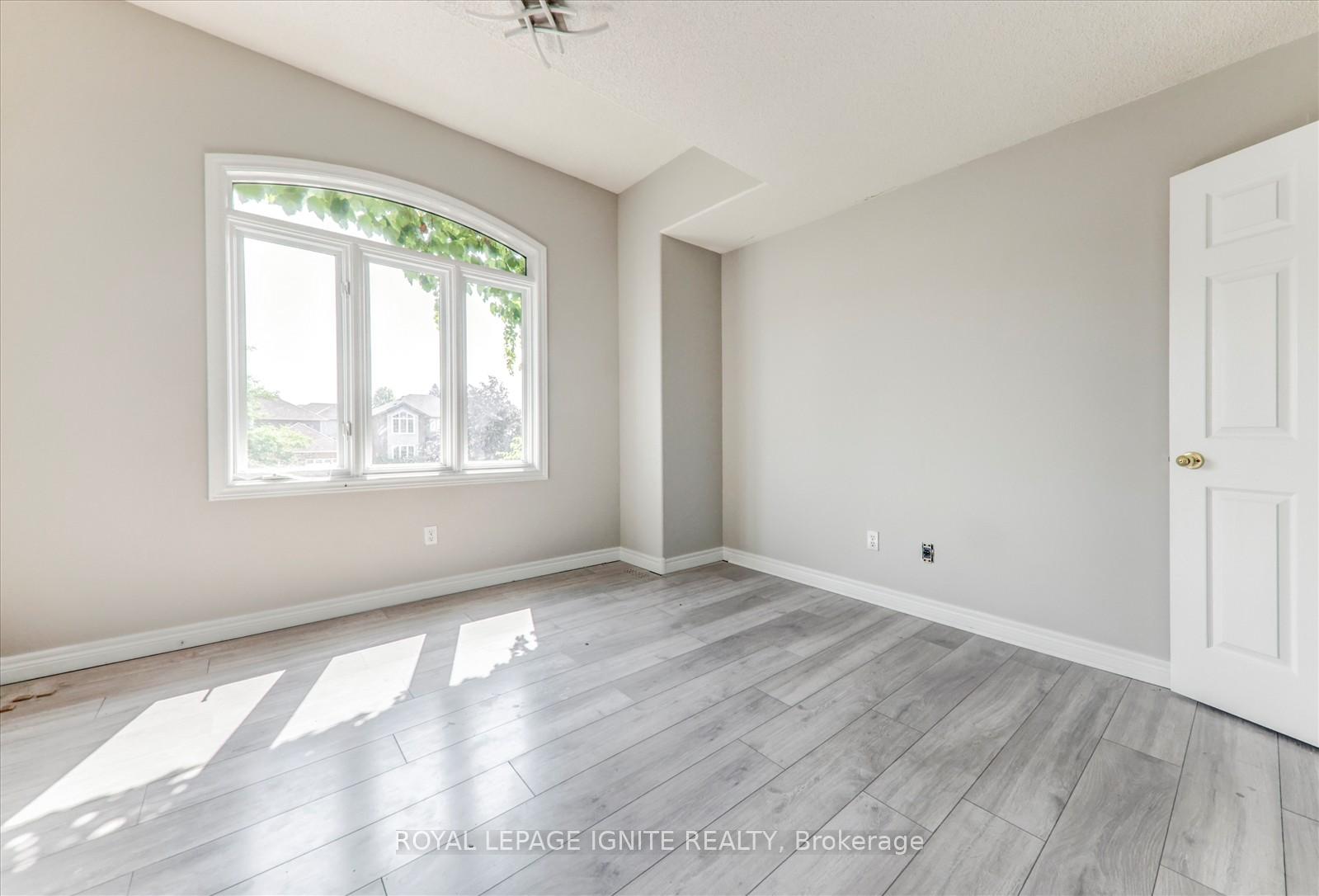 Photo 33 of 79 Gatestone Drive, Hamilton, Stoney Creek — HOMEH