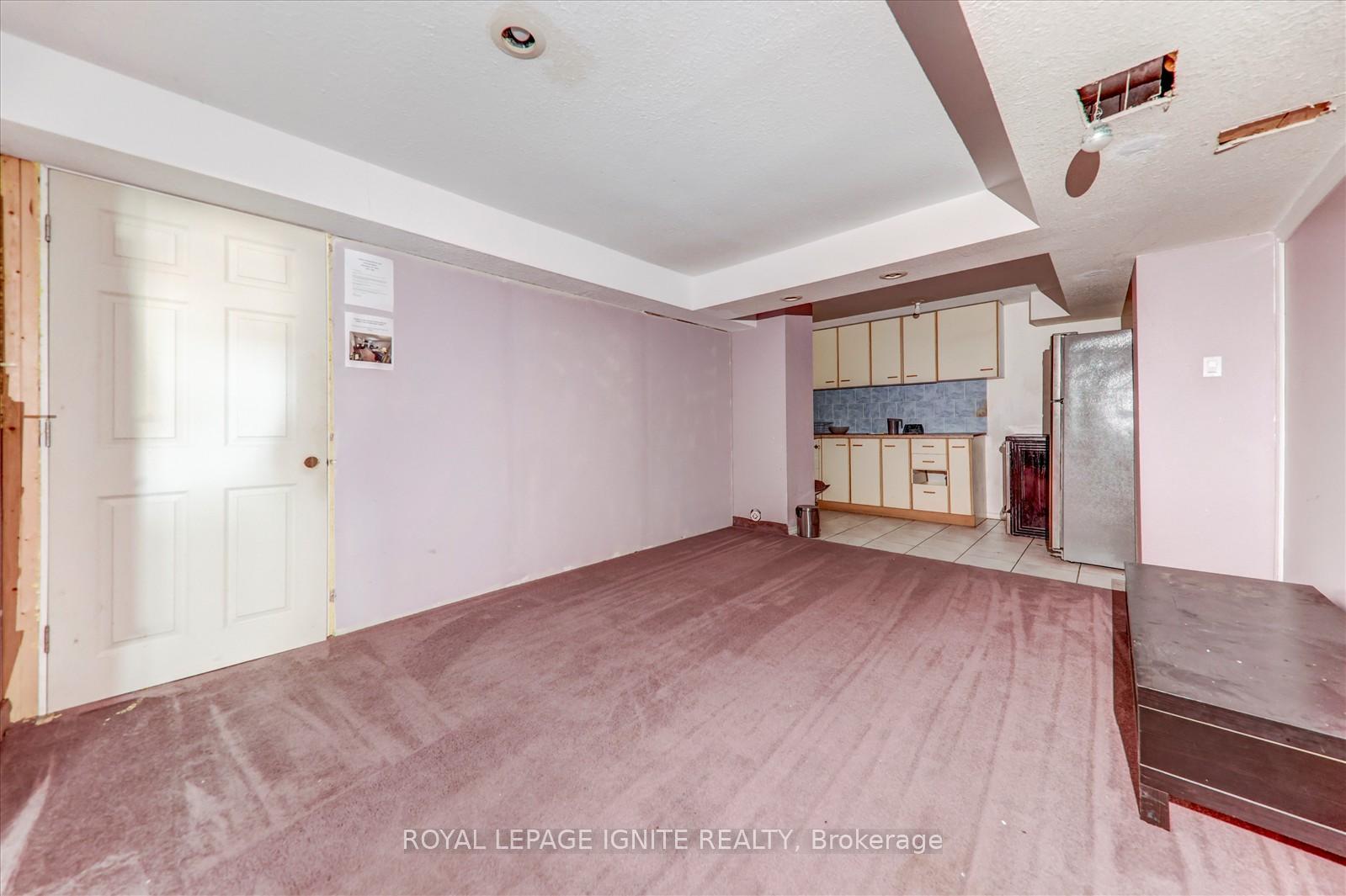 Photo 34 of 79 Gatestone Drive, Hamilton, Stoney Creek — HOMEH