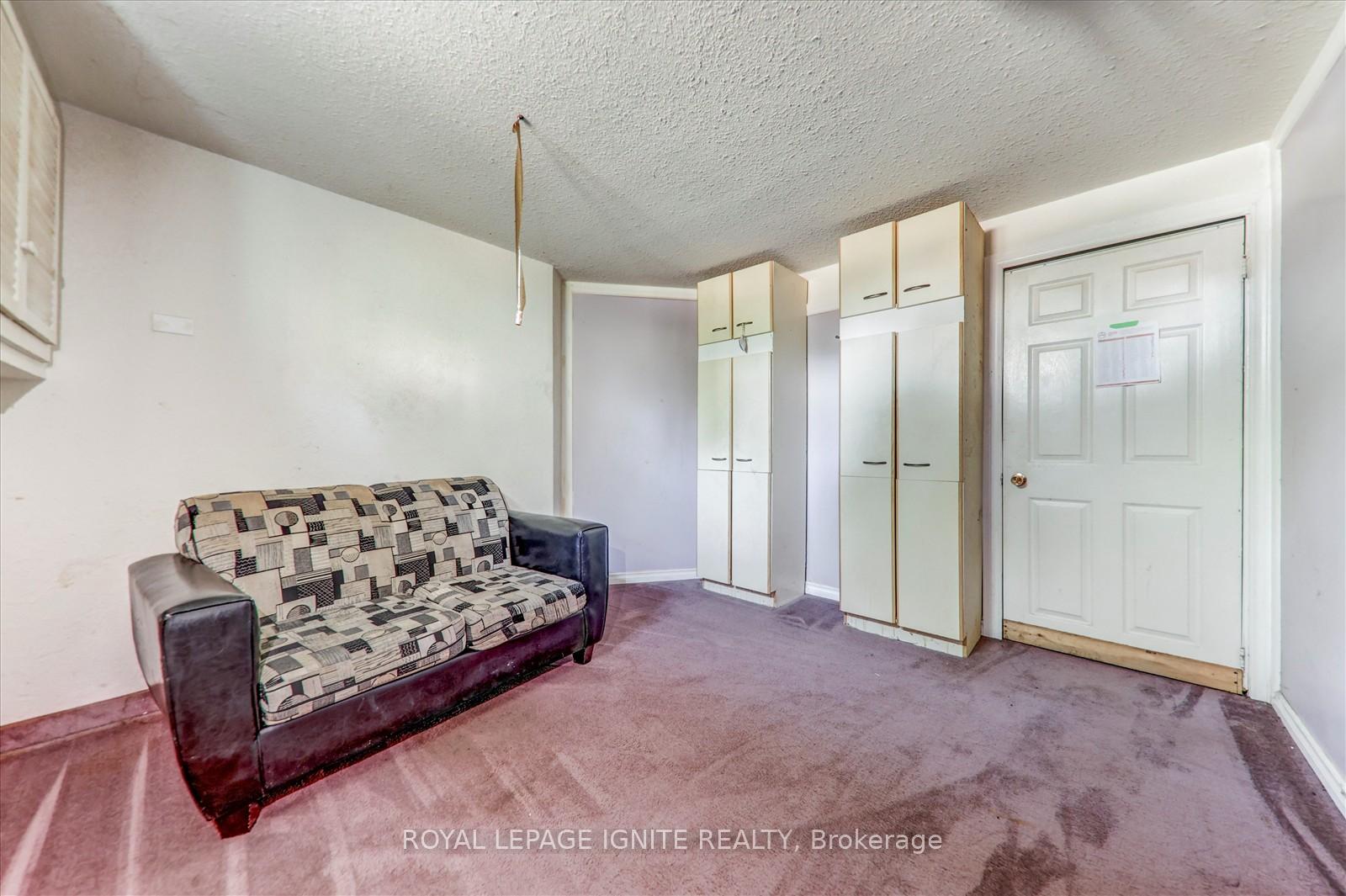 Photo 38 of 79 Gatestone Drive, Hamilton, Stoney Creek — HOMEH