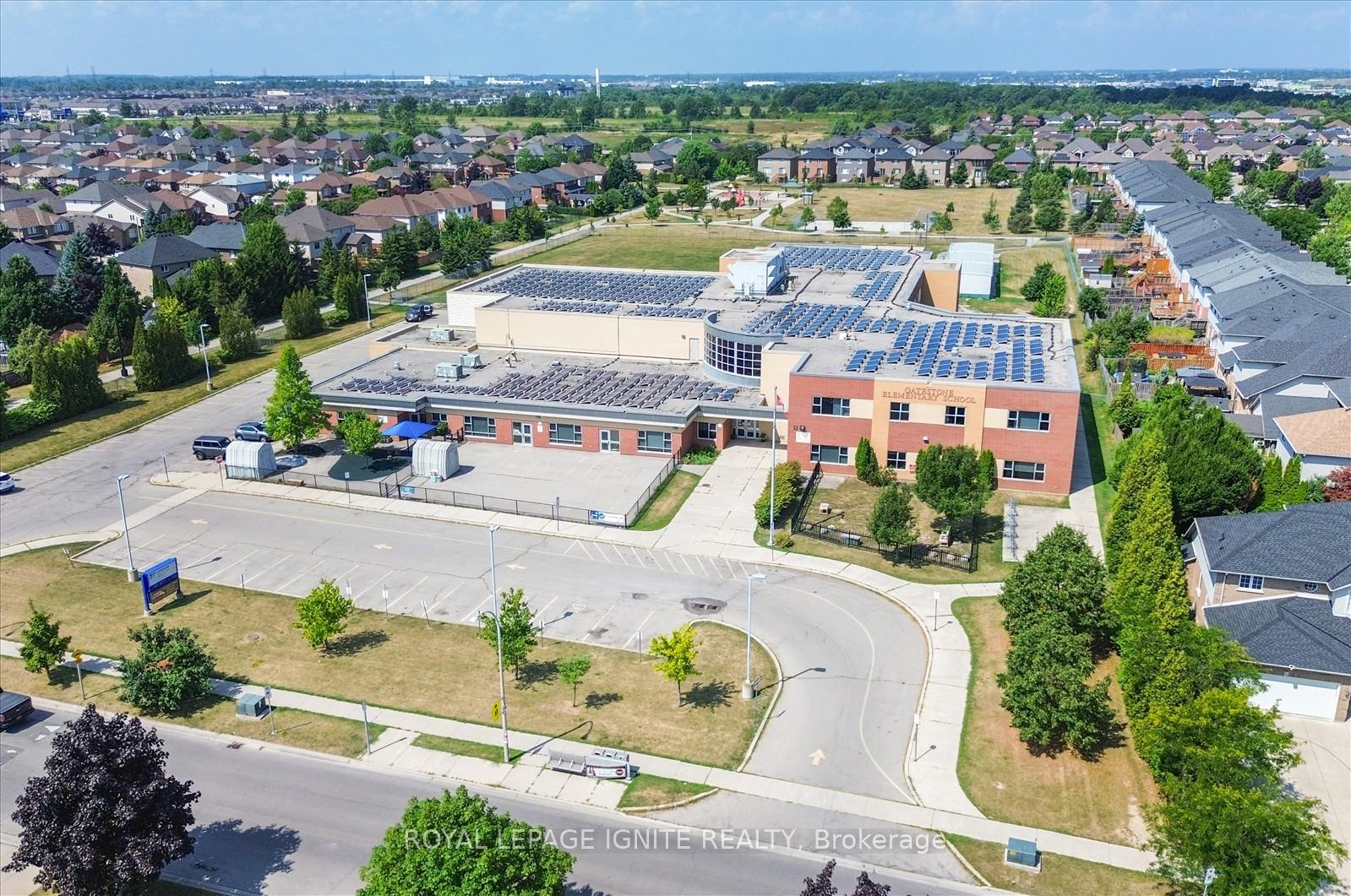 Photo 48 of 79 Gatestone Drive, Hamilton, Stoney Creek — HOMEH