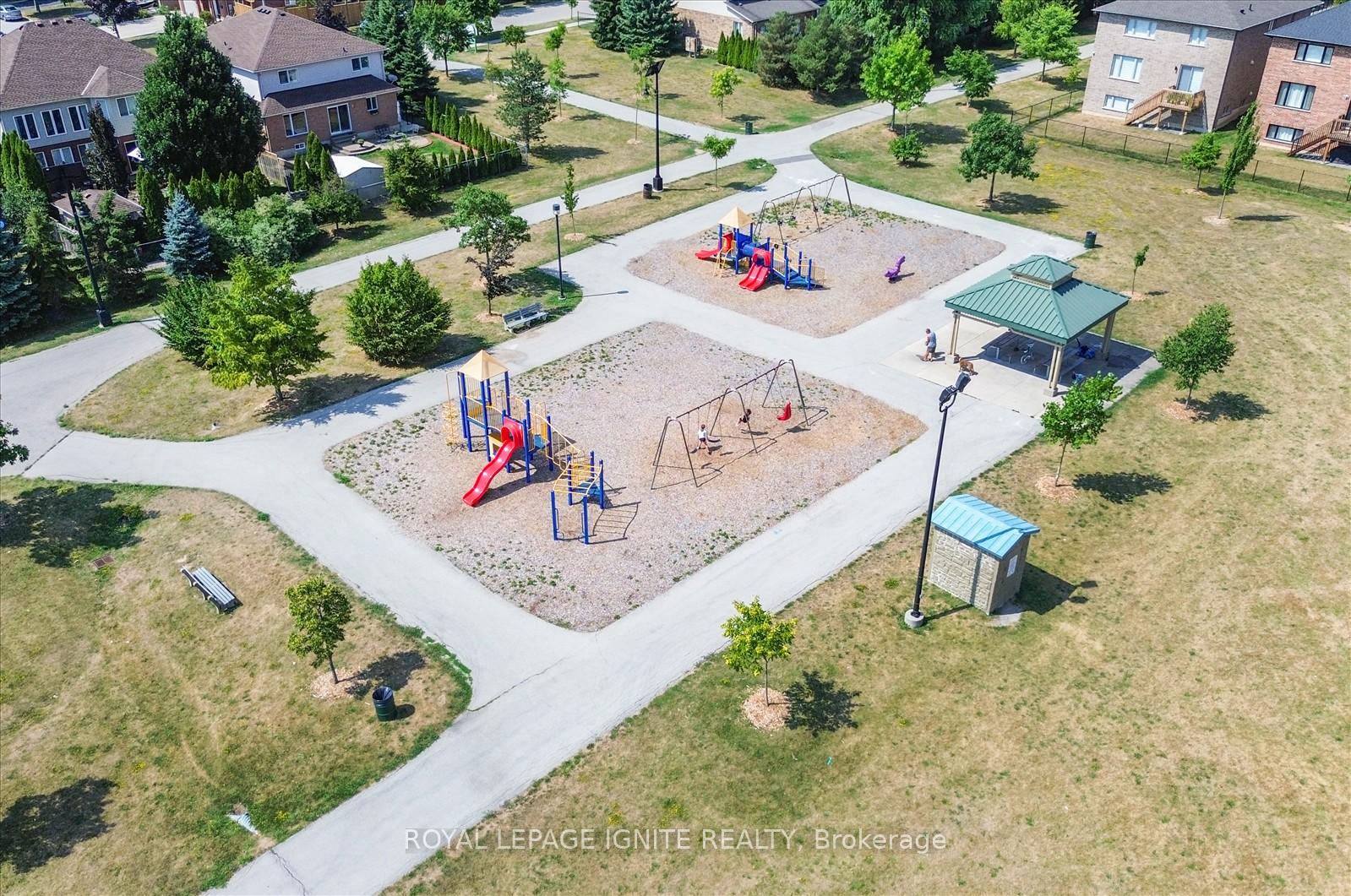 Photo 50 of 79 Gatestone Drive, Hamilton, Stoney Creek — HOMEH
