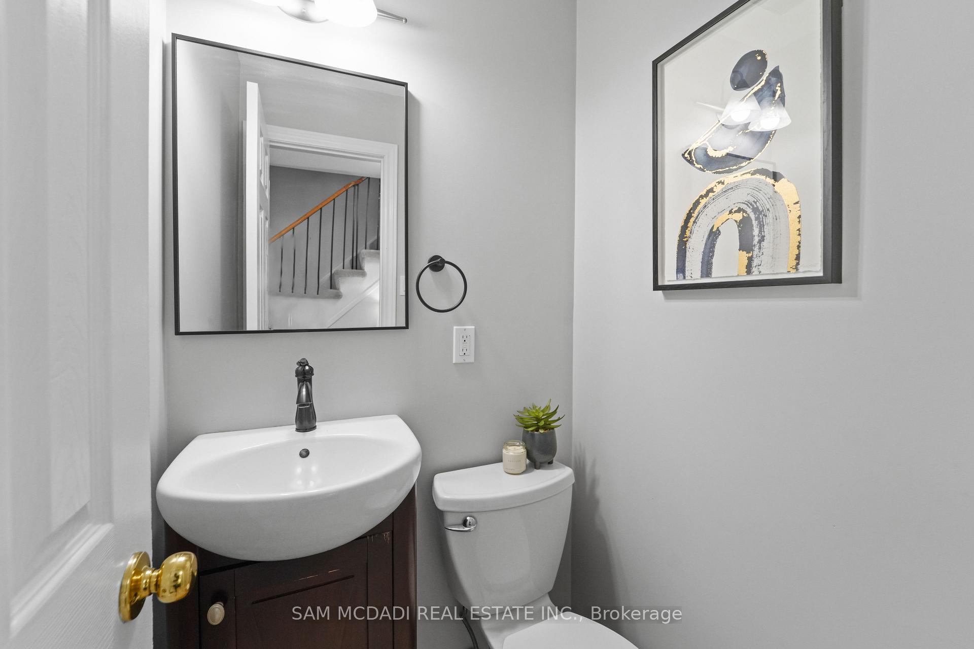Photo 2 of 138 Elgin Drive, Brampton, Brampton South — HOMEH