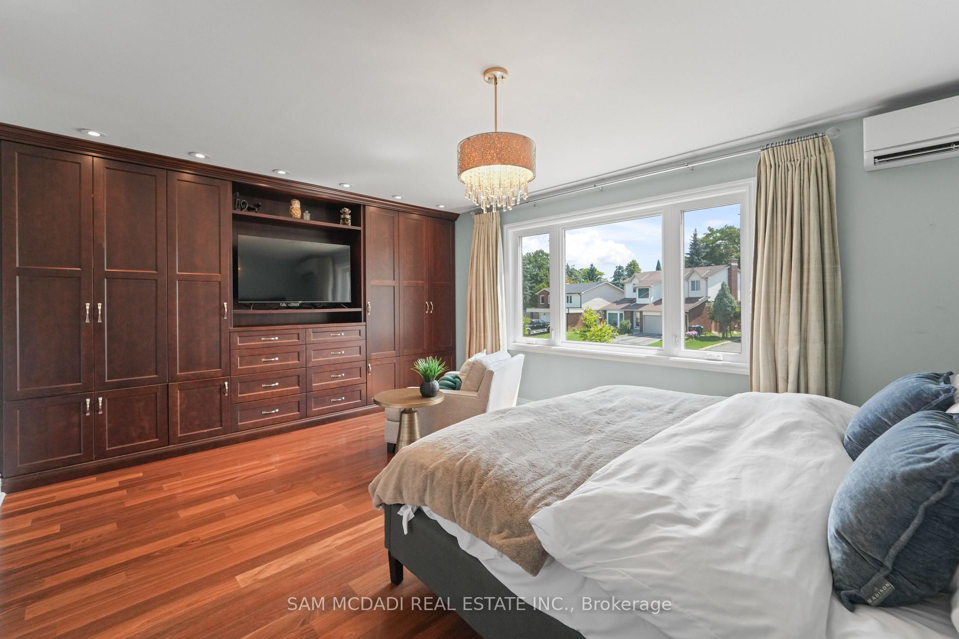 Photo 17 of 138 Elgin Drive, Brampton, Brampton South — HOMEH