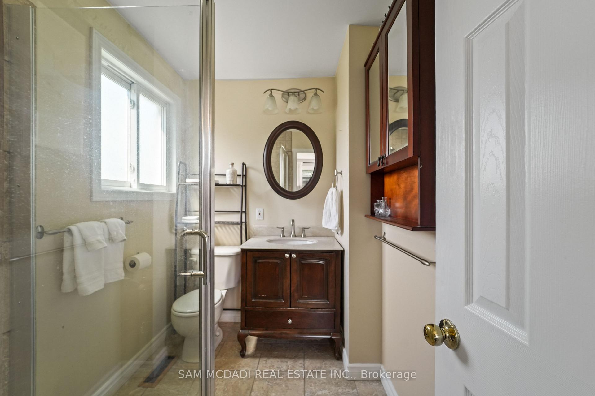 Photo 42 of 138 Elgin Drive, Brampton, Brampton South — HOMEH