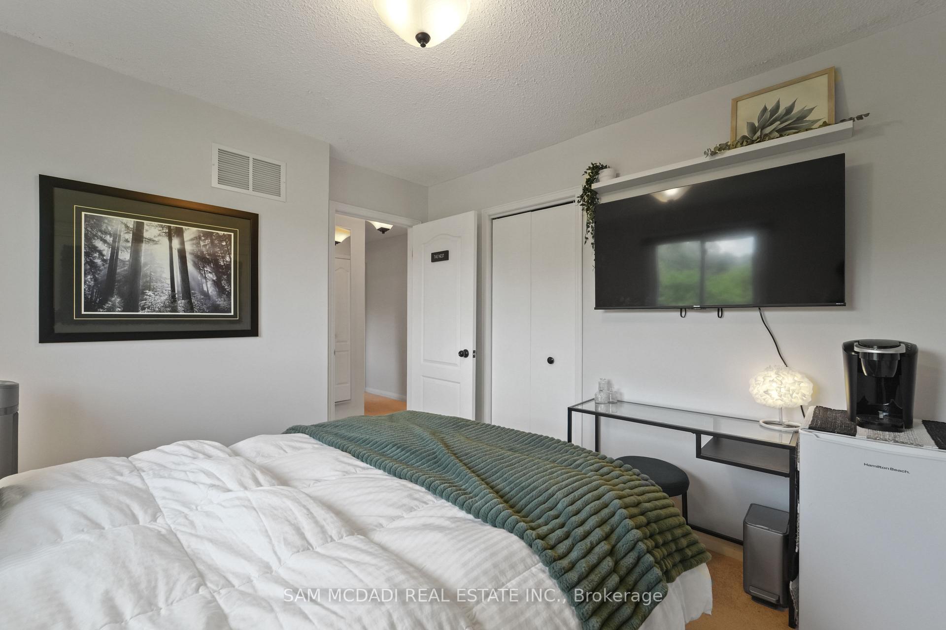 Photo 29 of 138 Elgin Drive, Brampton, Brampton South — HOMEH