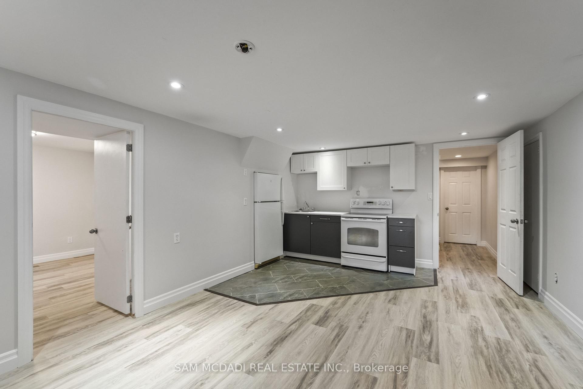 Photo 35 of 138 Elgin Drive, Brampton, Brampton South — HOMEH
