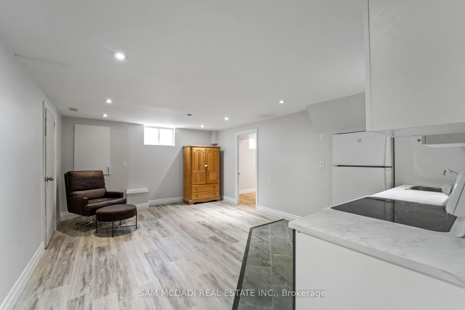Photo 28 of 138 Elgin Drive, Brampton, Brampton South — HOMEH