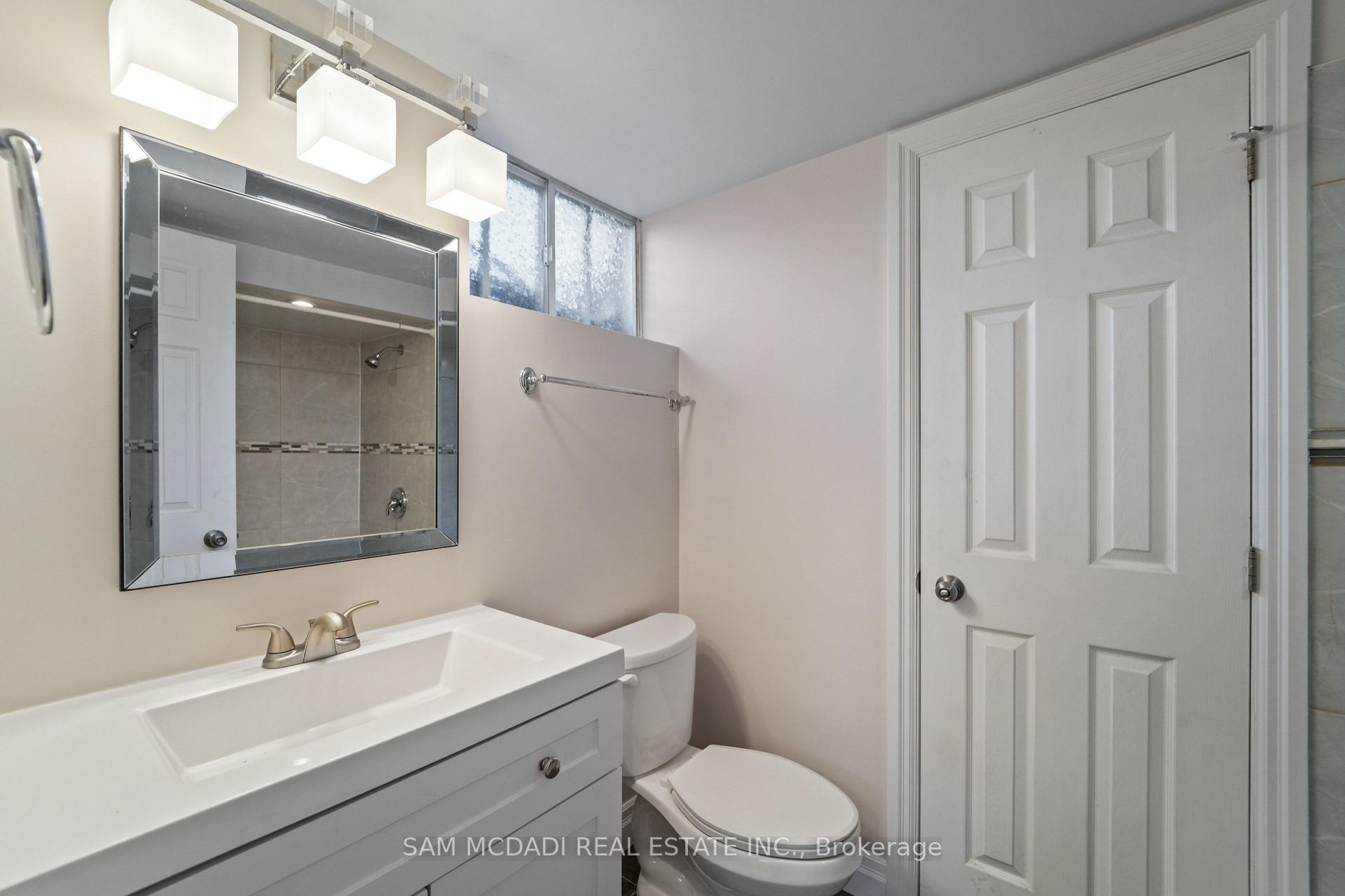 Photo 27 of 138 Elgin Drive, Brampton, Brampton South — HOMEH