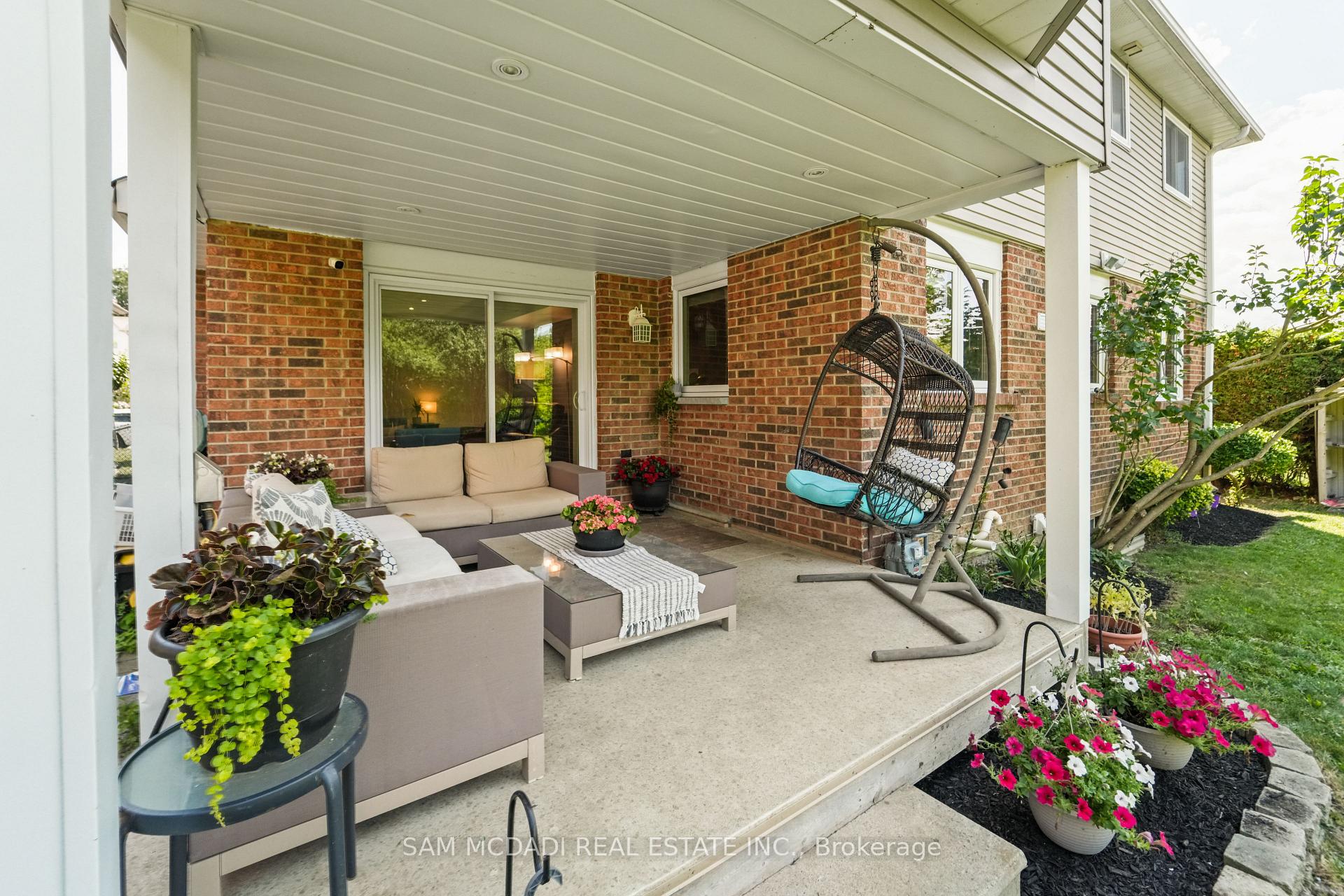 Photo 37 of 138 Elgin Drive, Brampton, Brampton South — HOMEH