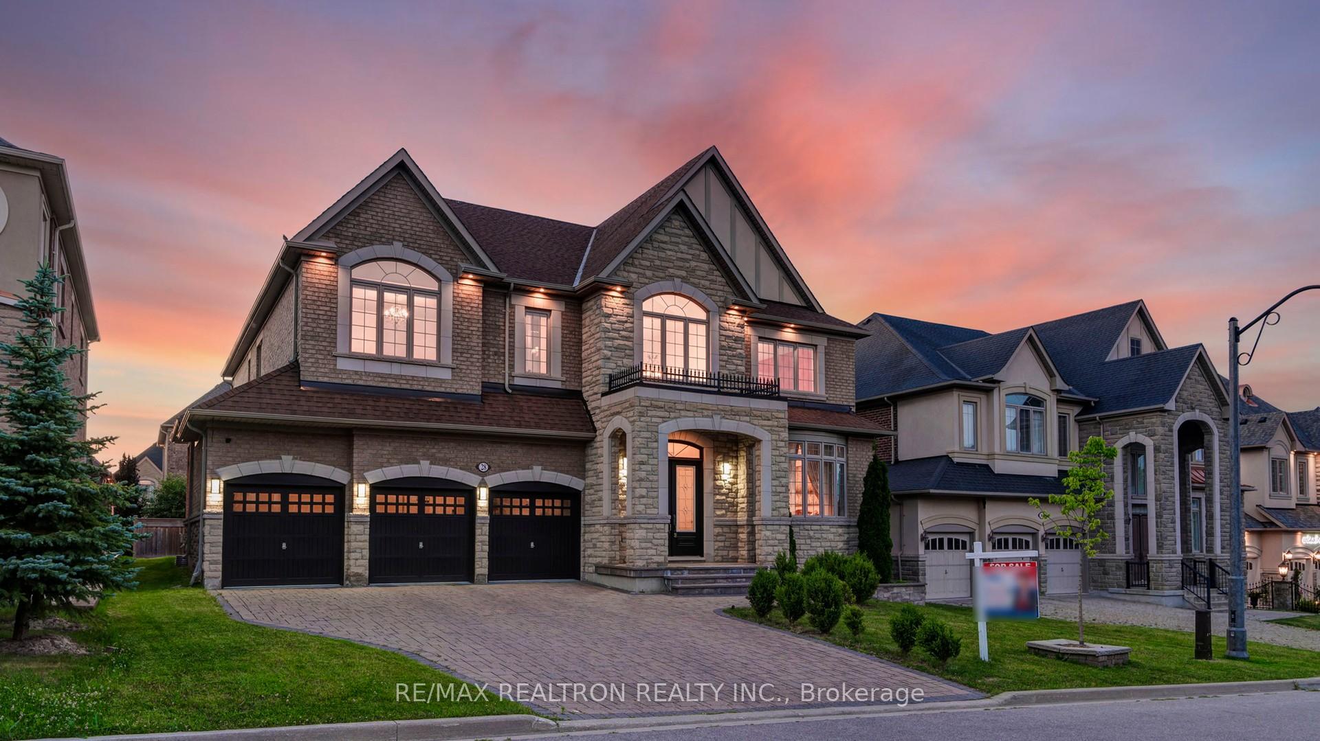 Photo 3 of 28 Celeste Drive, Vaughan, Rural Vaughan — HOMEH