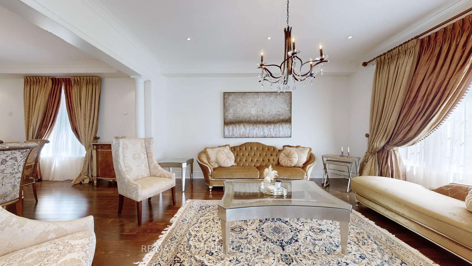 Photo 7 of 28 Celeste Drive, Vaughan, Rural Vaughan — HOMEH