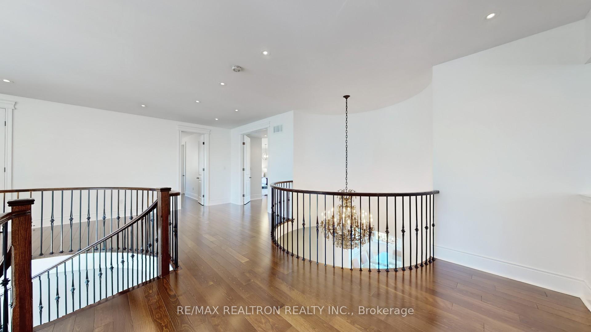 Photo 16 of 28 Celeste Drive, Vaughan, Rural Vaughan — HOMEH