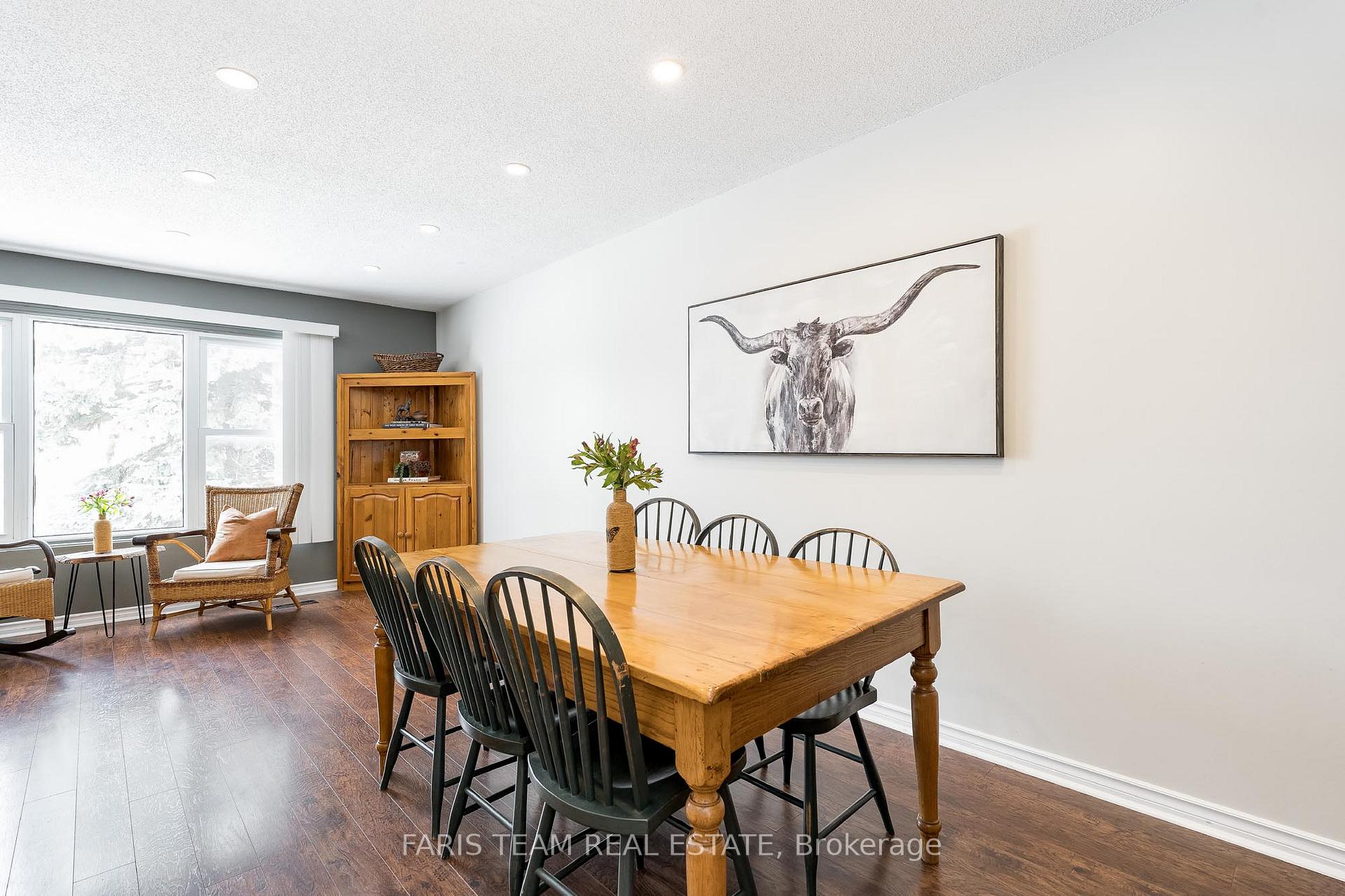 Photo 4 of 220 Dodson Road, Barrie, Painswick North — HOMEH