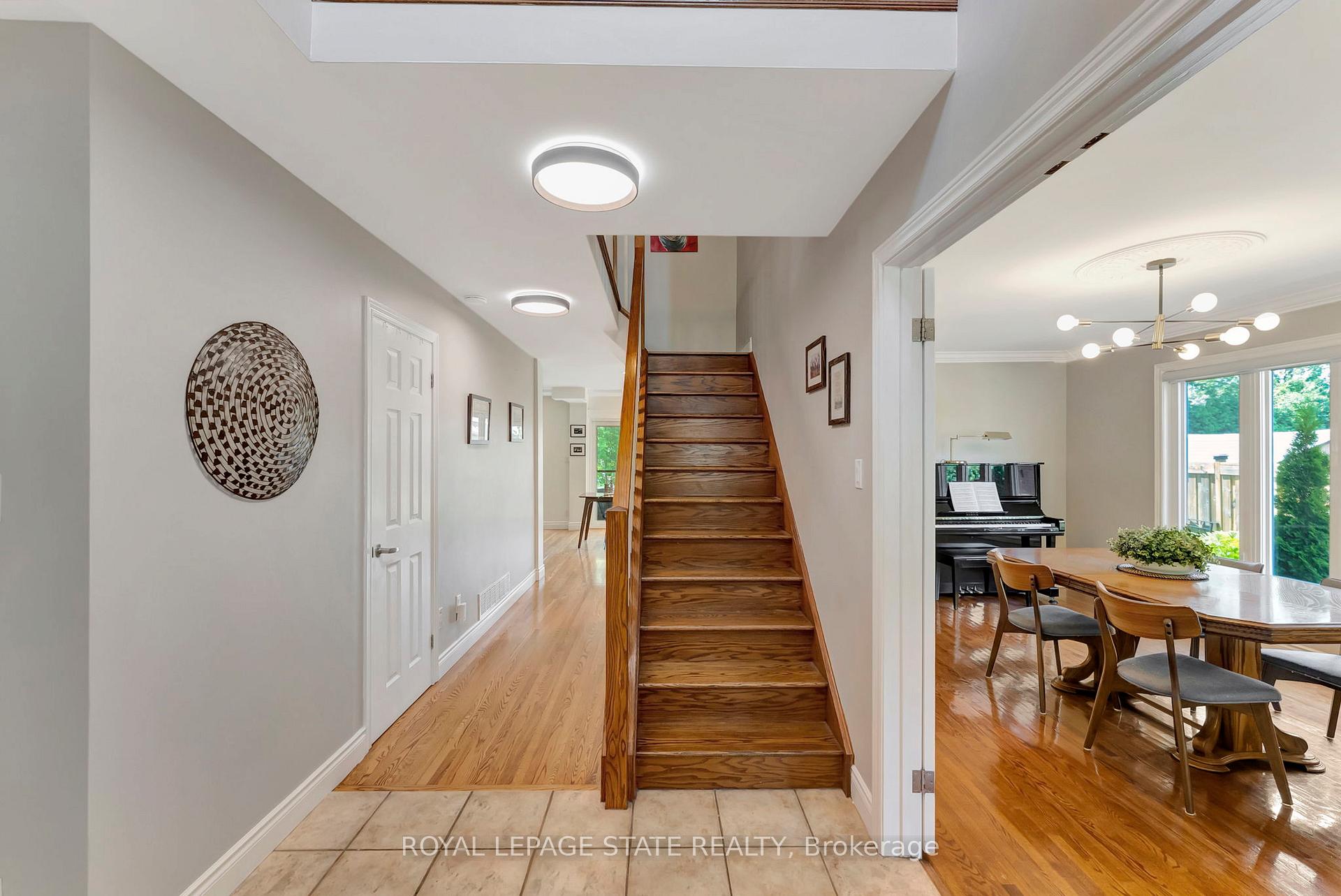 Photo 3 of 14 Anita Court, Hamilton, Butler — HOMEH