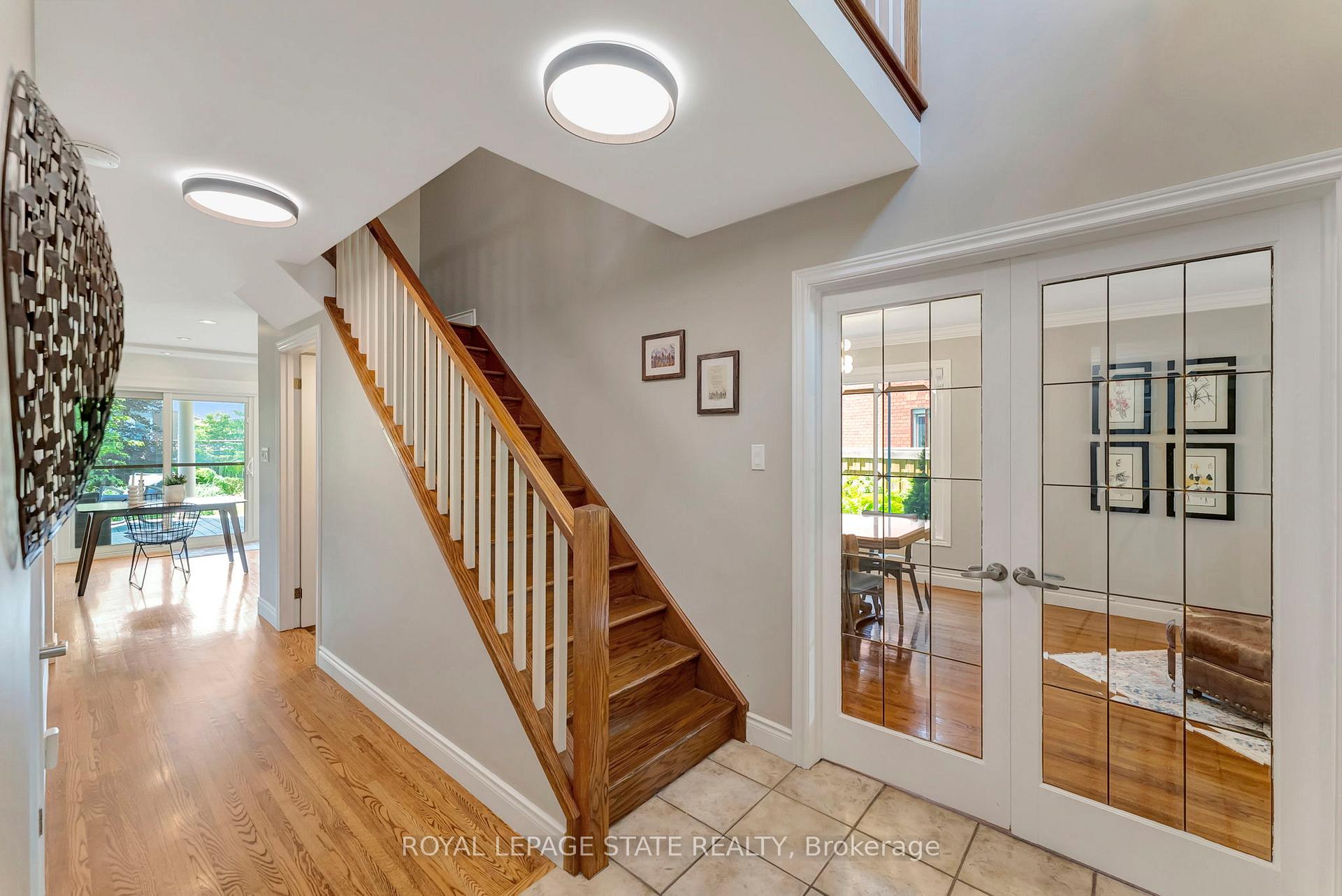 Photo 4 of 14 Anita Court, Hamilton, Butler — HOMEH