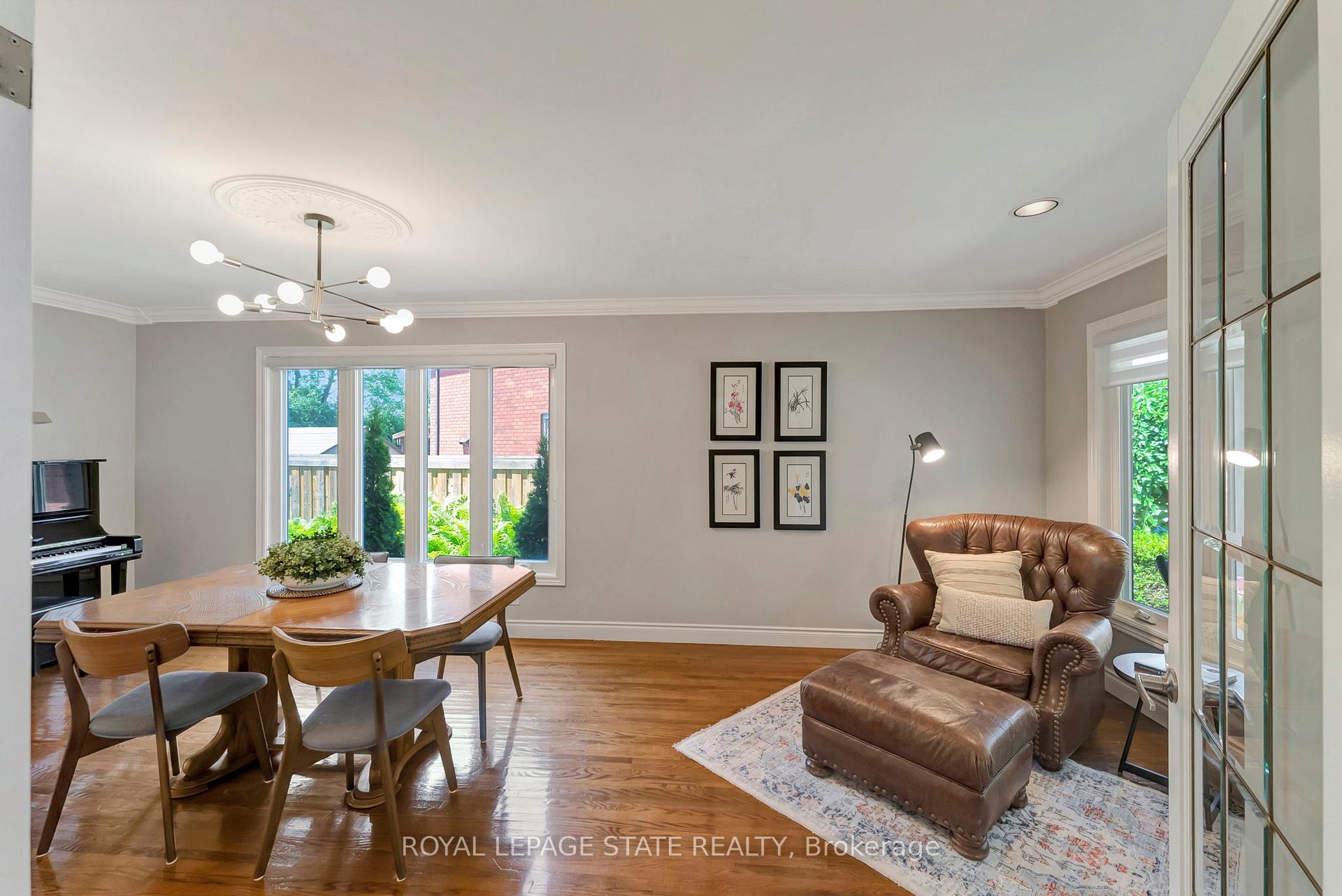Photo 5 of 14 Anita Court, Hamilton, Butler — HOMEH