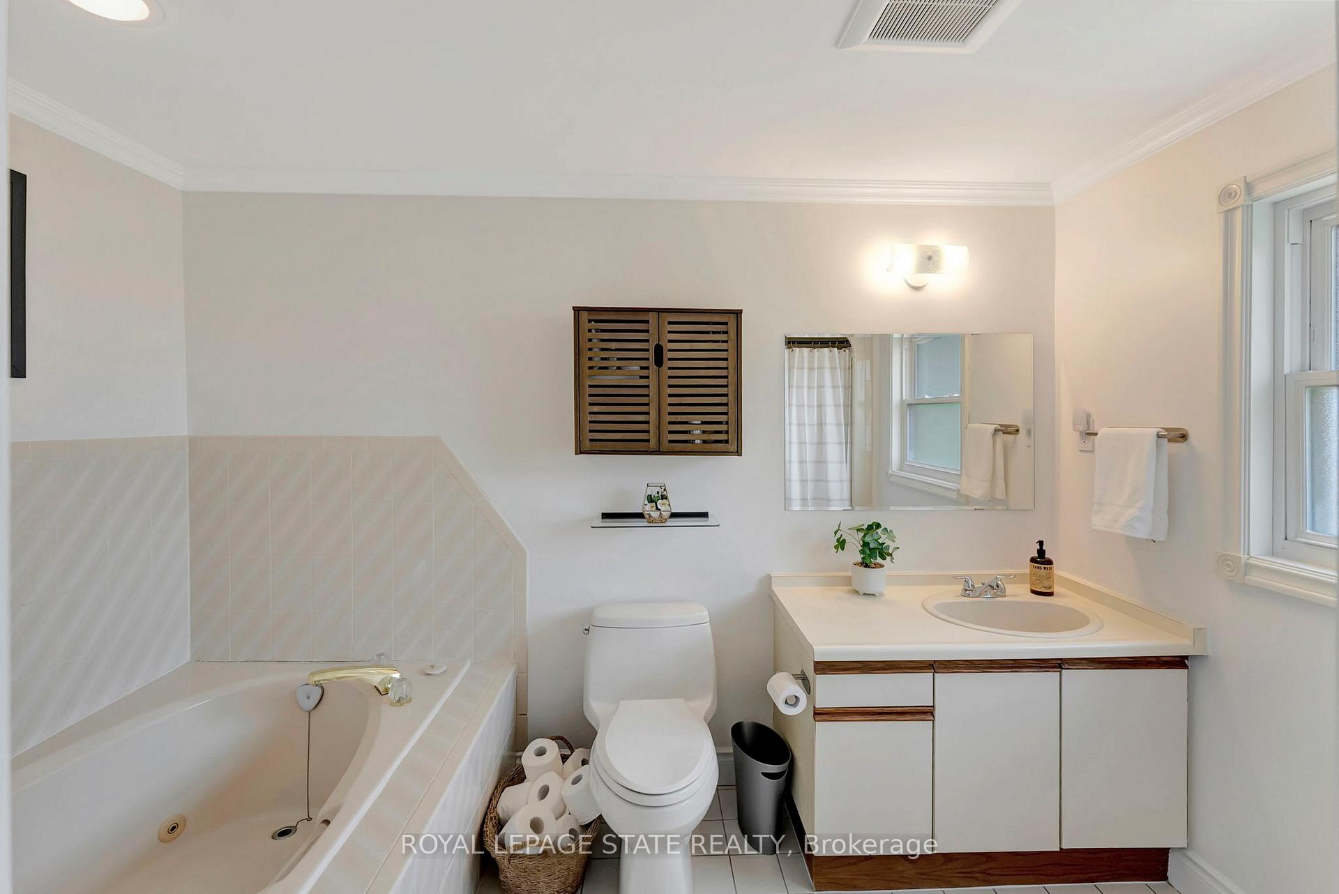 Photo 18 of 14 Anita Court, Hamilton, Butler — HOMEH