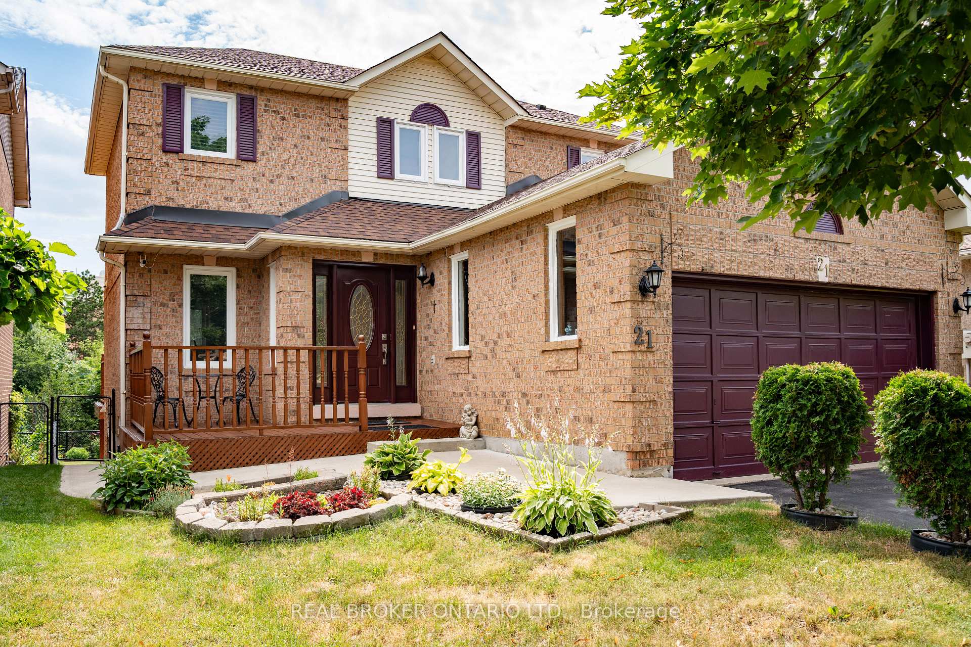 Front of 21 Vivians Crescent
