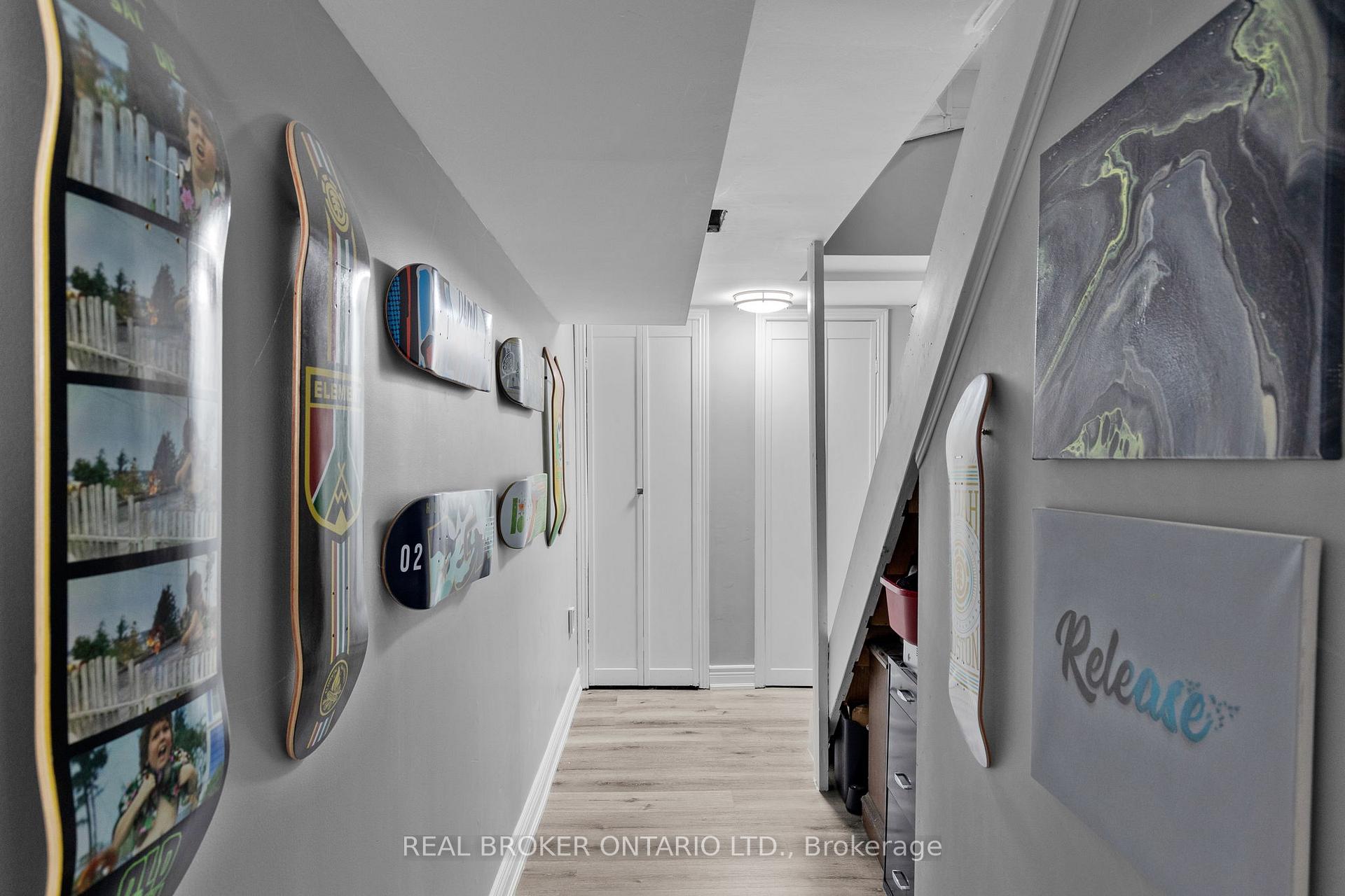 Photo 17 of 50 Maitland Drive, Barrie, Grove East — HOMEH
