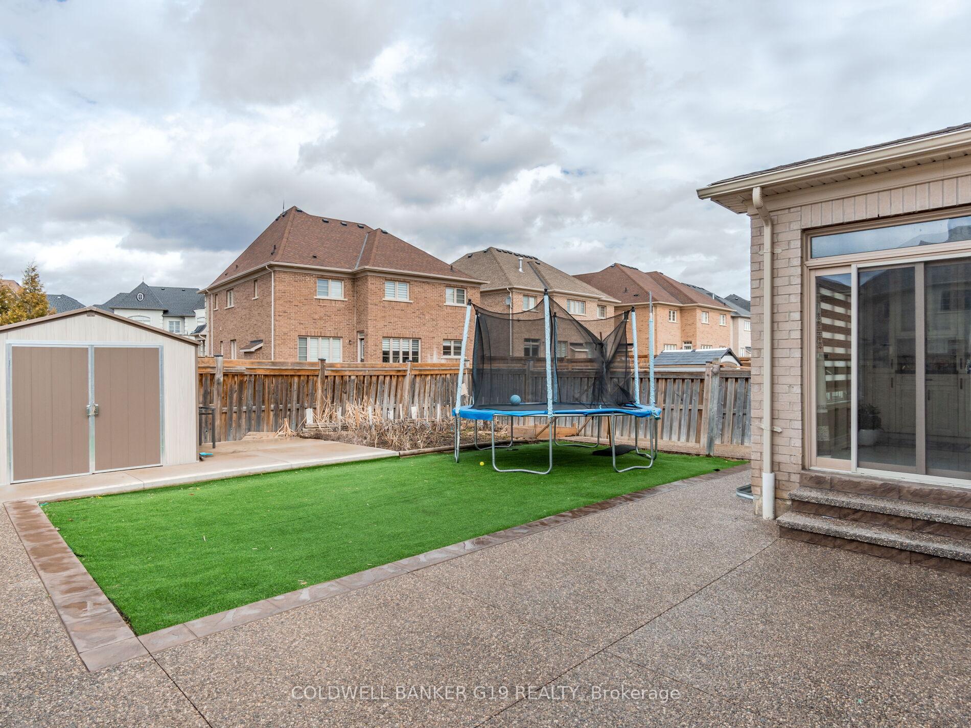 Photo 13 of 48 Compassion Crescent, Brampton, Bram East — HOMEH