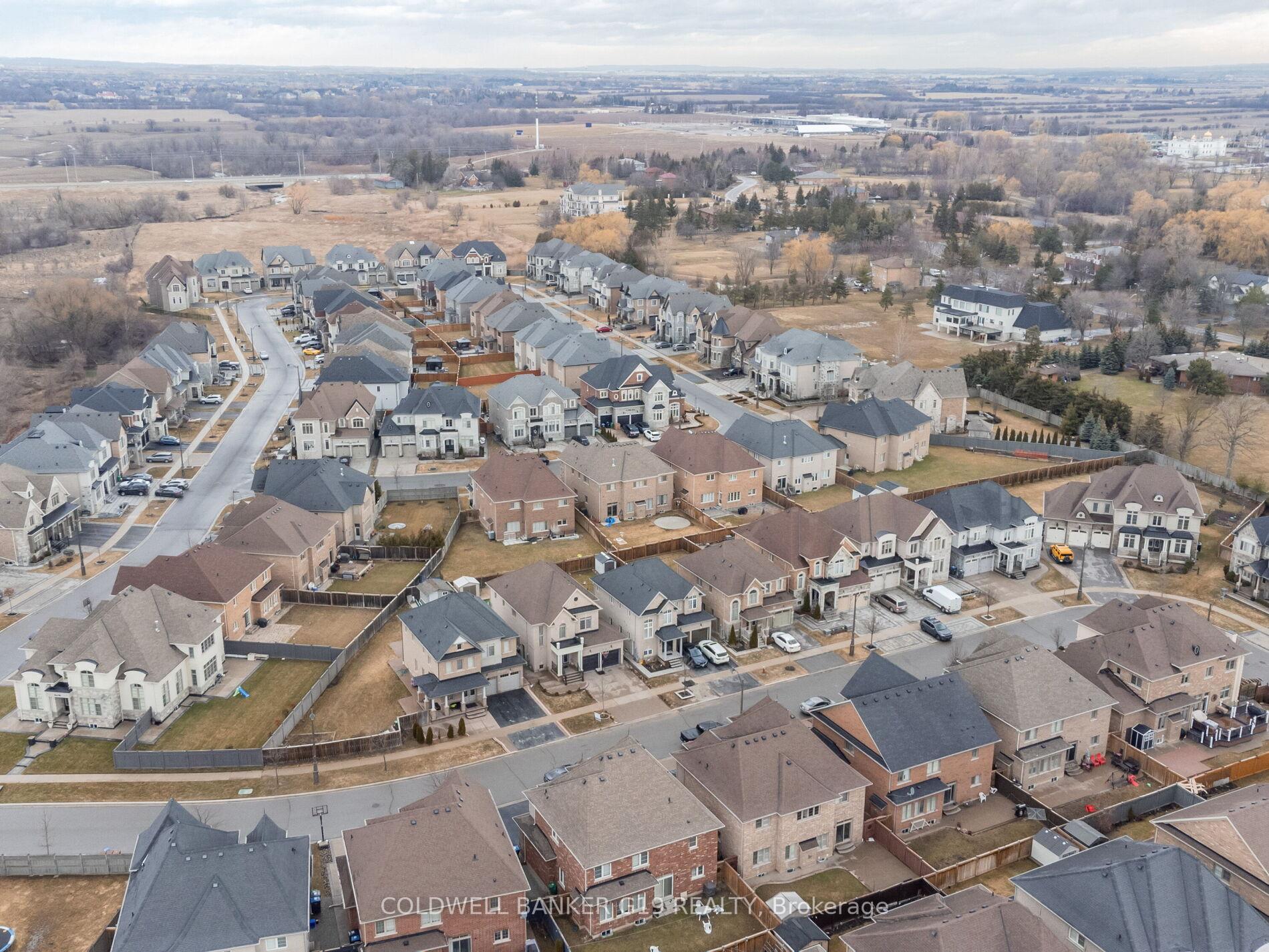 Photo 15 of 48 Compassion Crescent, Brampton, Bram East — HOMEH