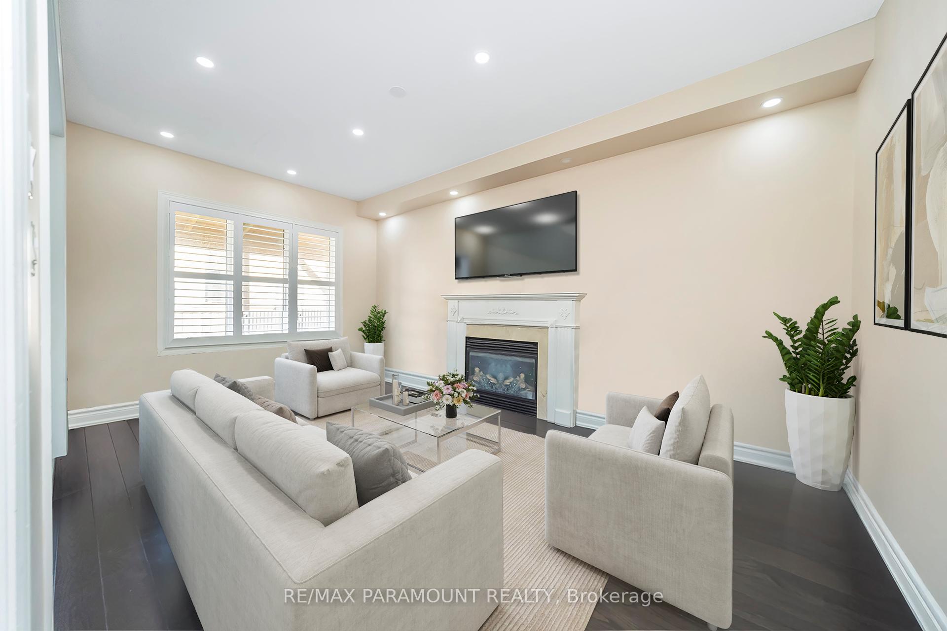 Photo 3 of 11 Moonland Road, Brampton, Bram East — HOMEH