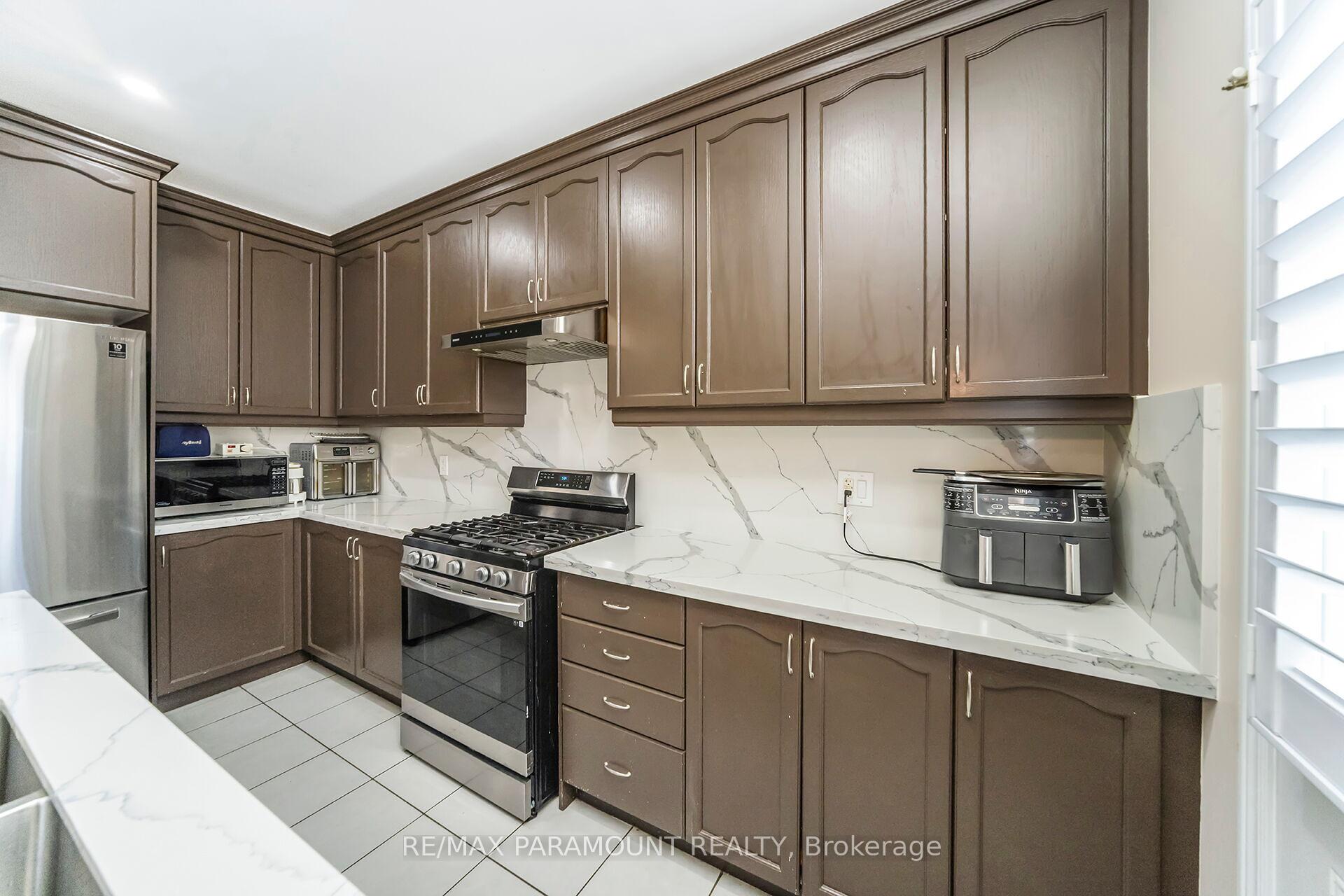 Photo 6 of 11 Moonland Road, Brampton, Bram East — HOMEH