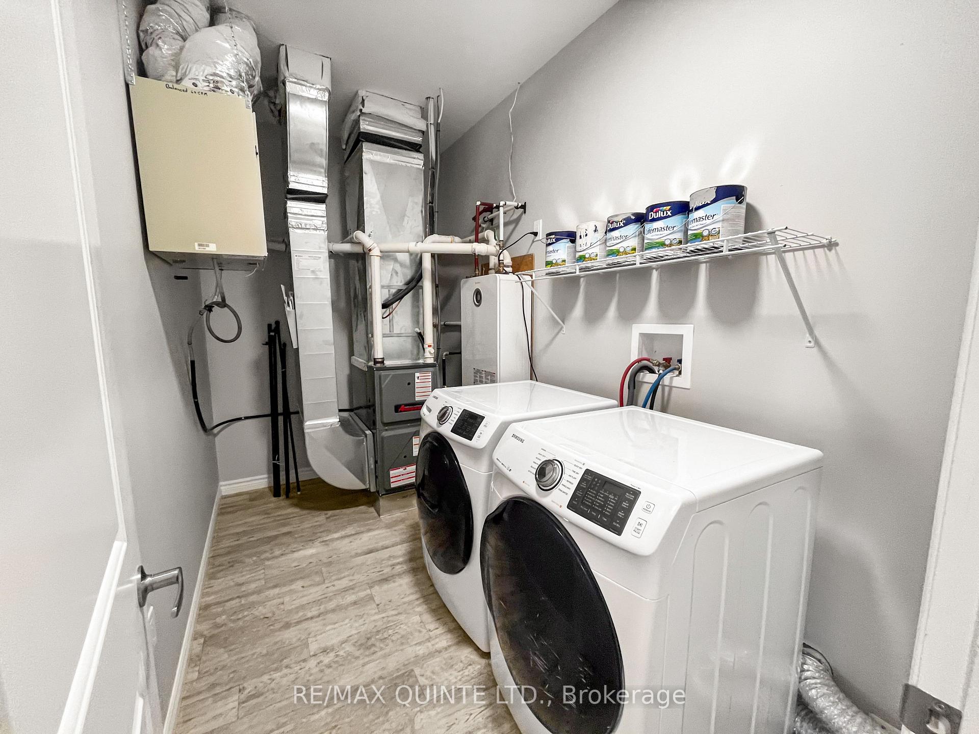 Photo 6 of 74 Ridgeway Place, Belleville, Belleville Ward — HOMEH