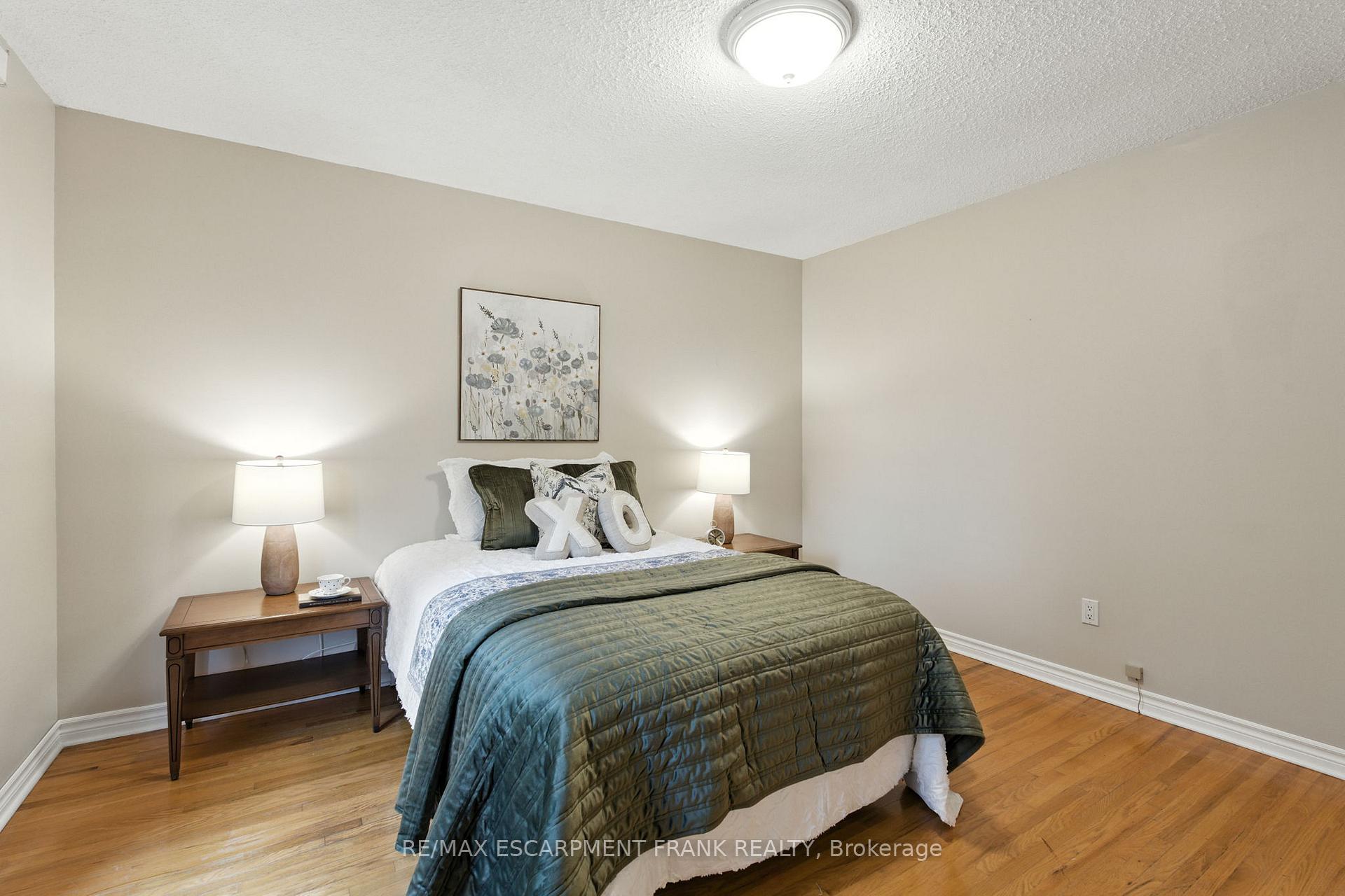 Photo 28 of 123 Moxley Drive, Hamilton, Lisgar — HOMEH