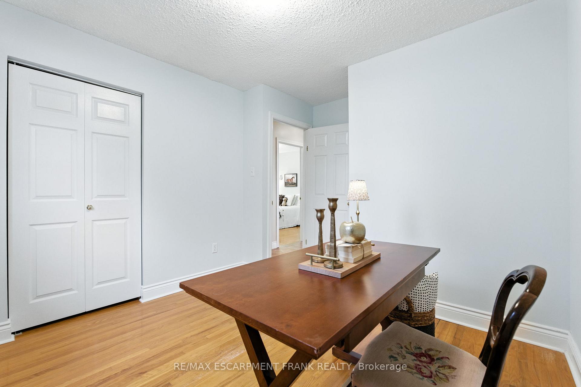 Photo 32 of 123 Moxley Drive, Hamilton, Lisgar — HOMEH