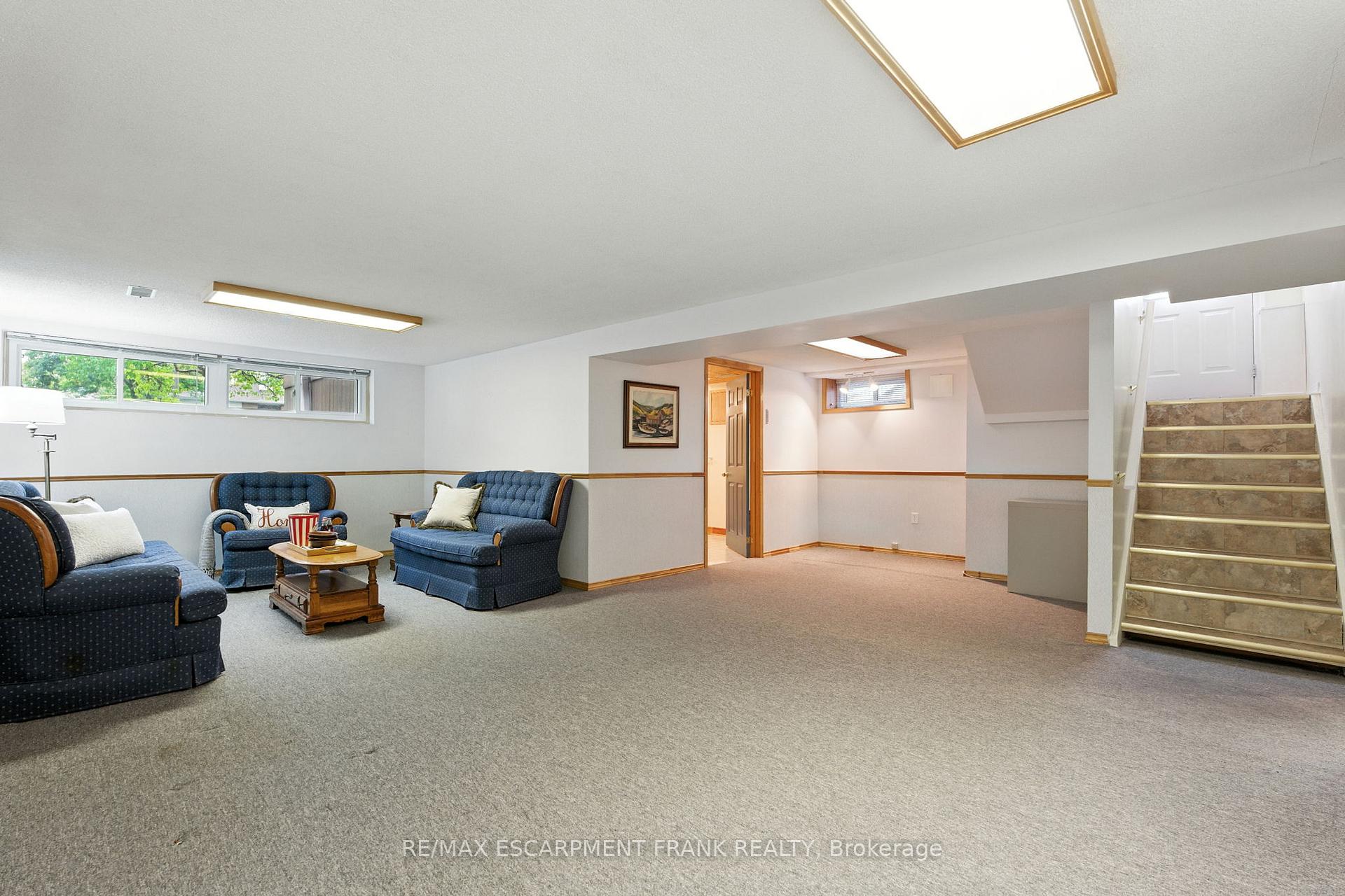 Photo 34 of 123 Moxley Drive, Hamilton, Lisgar — HOMEH