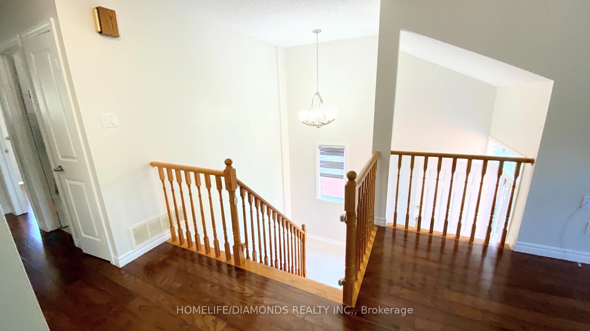 Photo 7 of Unit Upper, 52 Nuttall Street, Brampton, Westgate — HOMEH