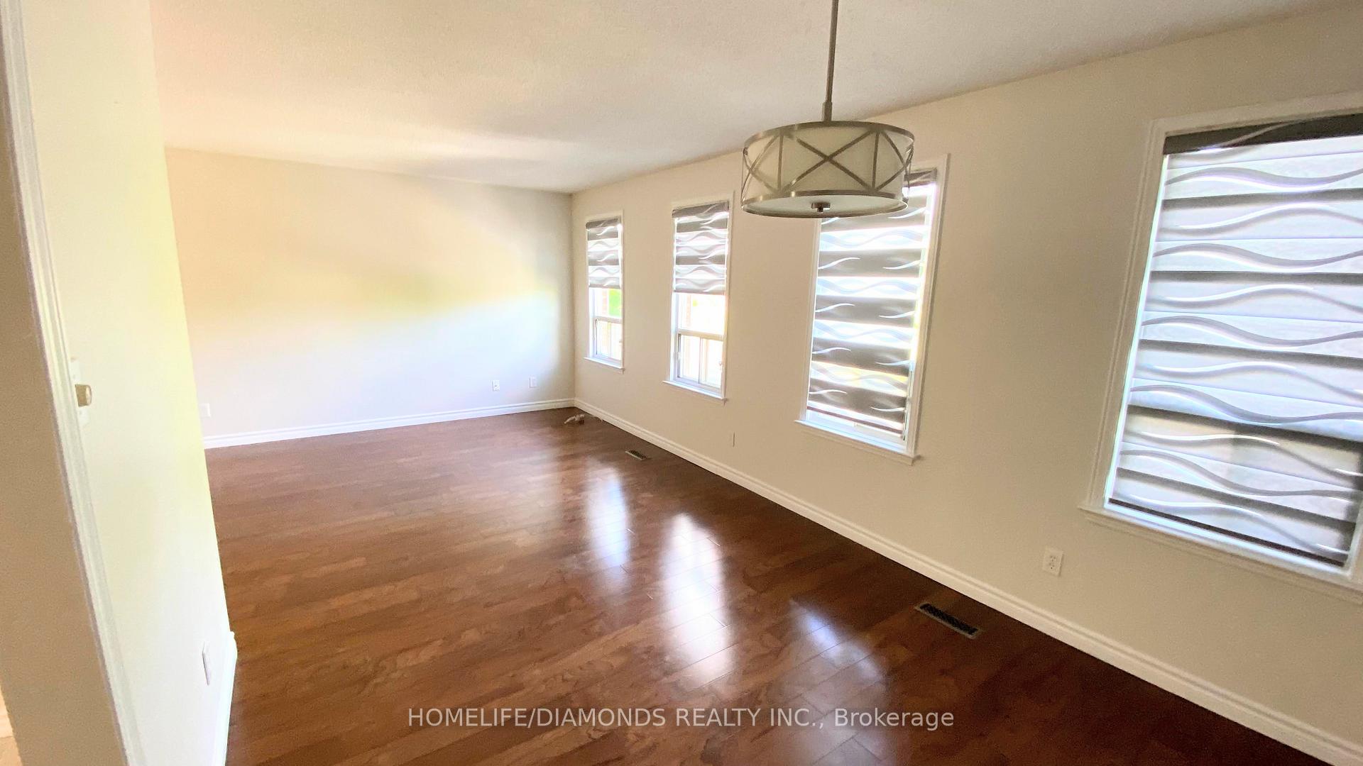 Photo 9 of Unit Upper, 52 Nuttall Street, Brampton, Westgate — HOMEH
