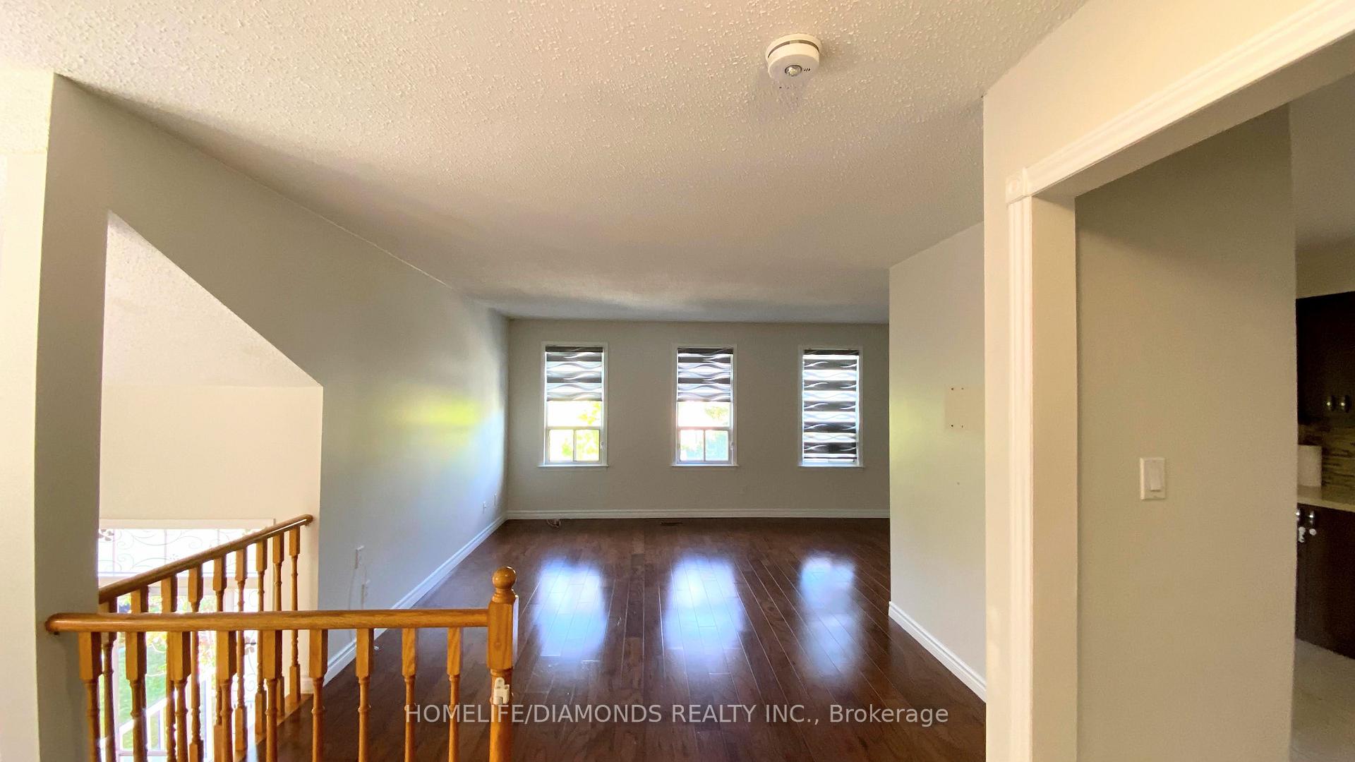 Photo 10 of Unit Upper, 52 Nuttall Street, Brampton, Westgate — HOMEH