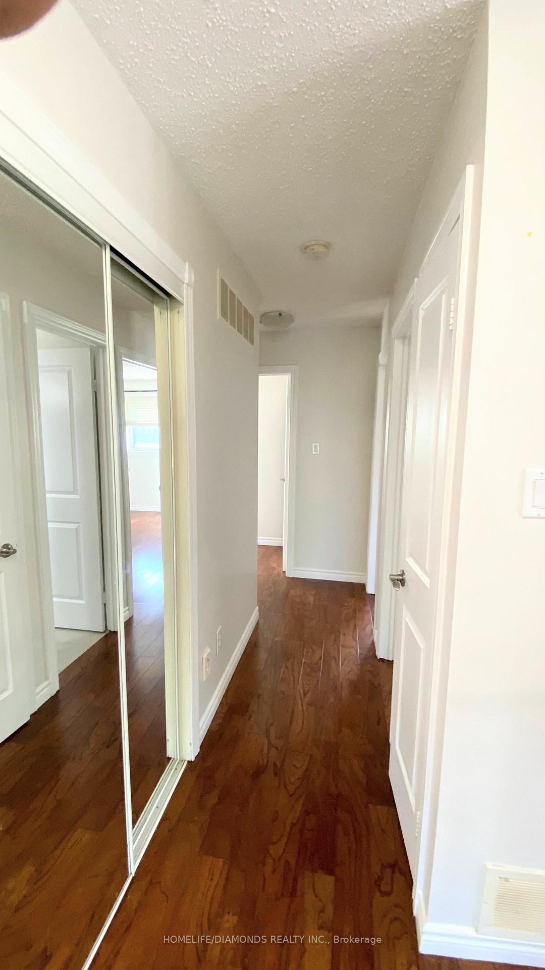 Photo 18 of Unit Upper, 52 Nuttall Street, Brampton, Westgate — HOMEH
