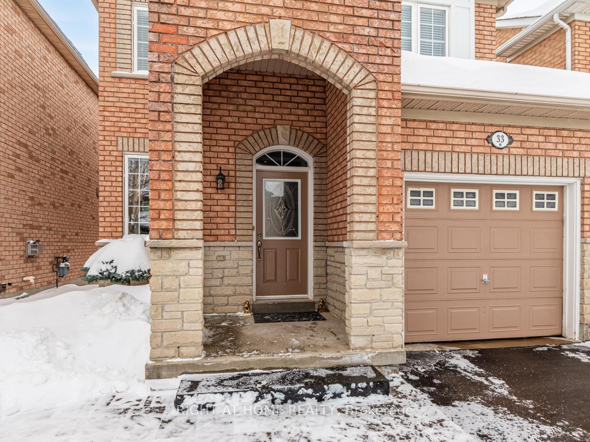 Photo 2 of 33 Bullrush Drive, Vaughan, Vellore Village — HOMEH
