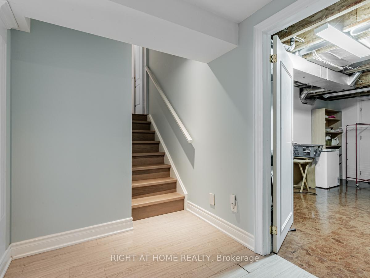 Photo 26 of 33 Bullrush Drive, Vaughan, Vellore Village — HOMEH